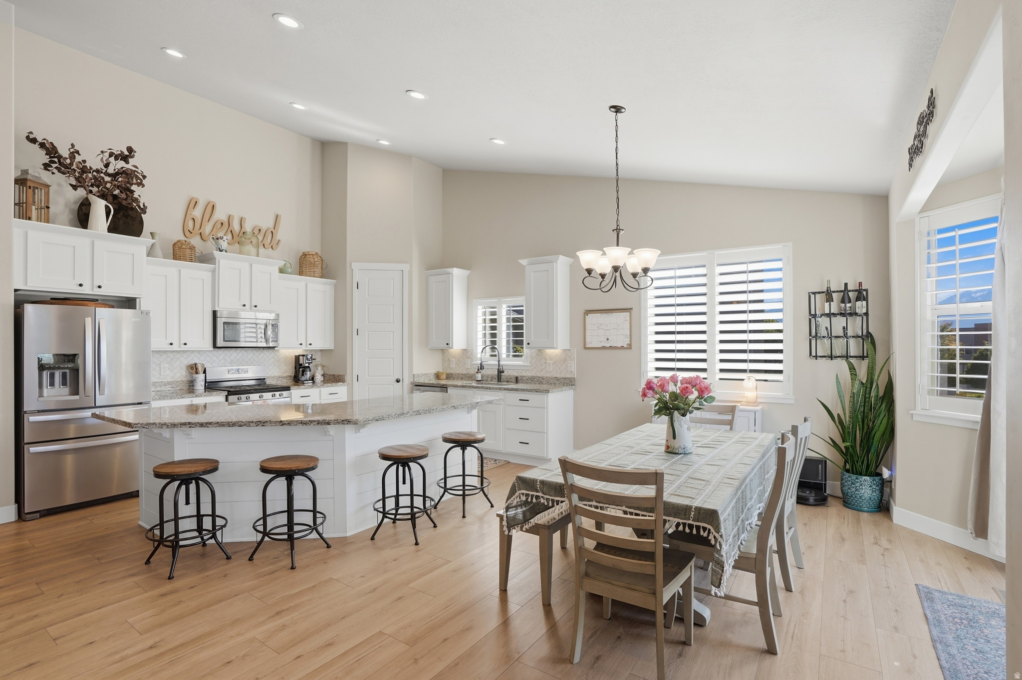 JORDAN HEIGHTS - Residential