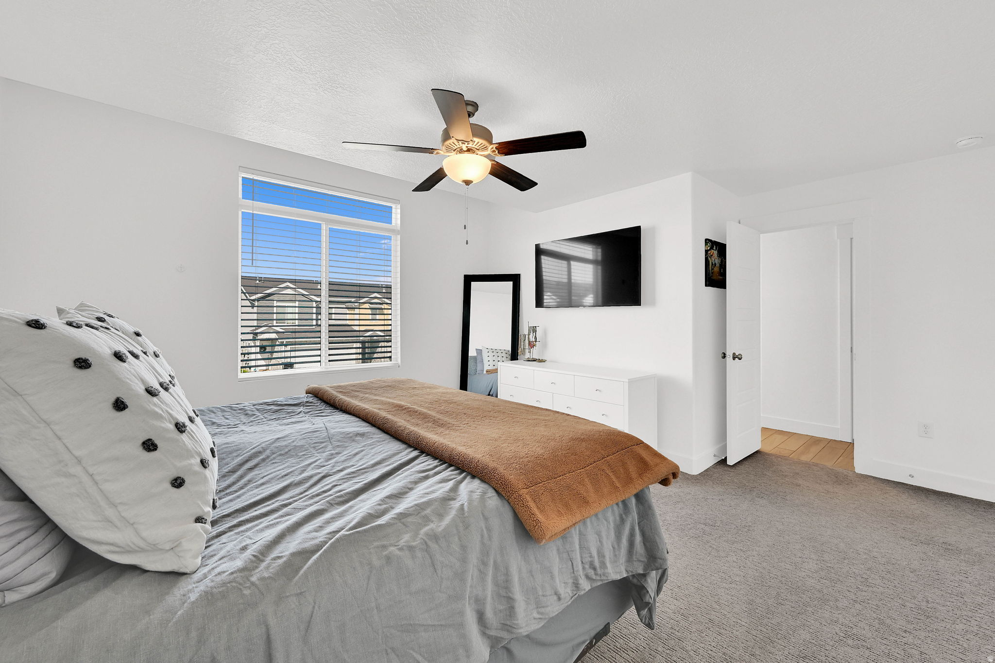 FREEDOM LANDING - Residential