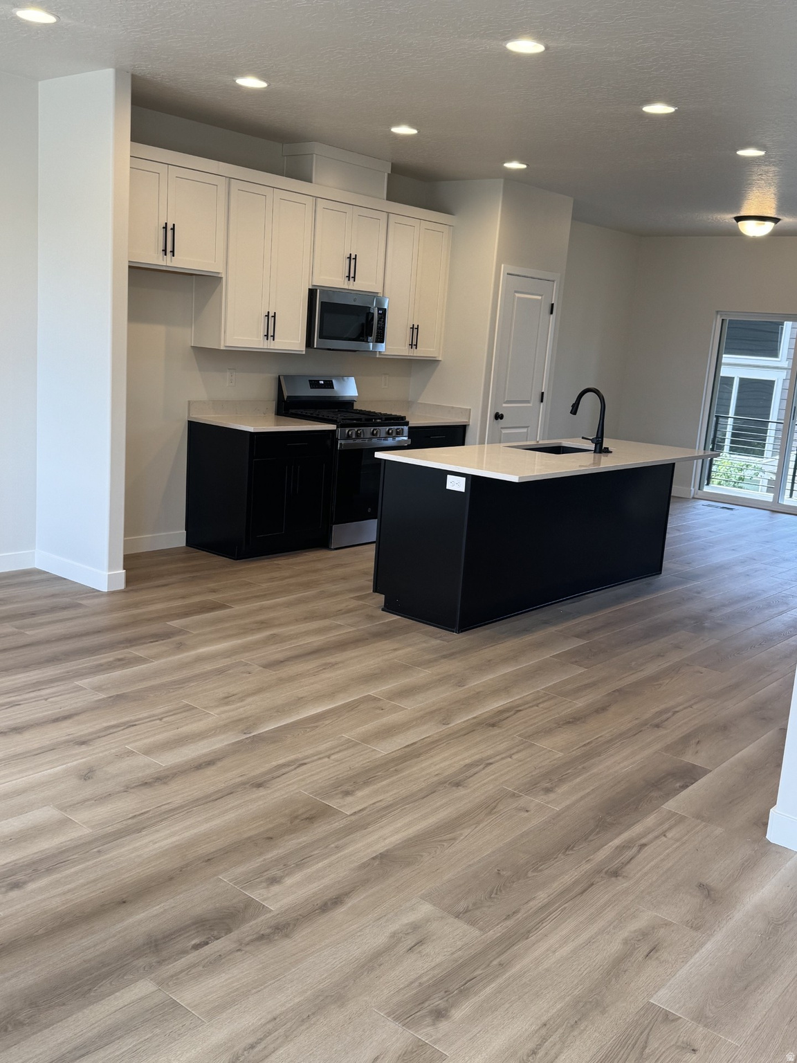 MEADOWBROOK - Residential