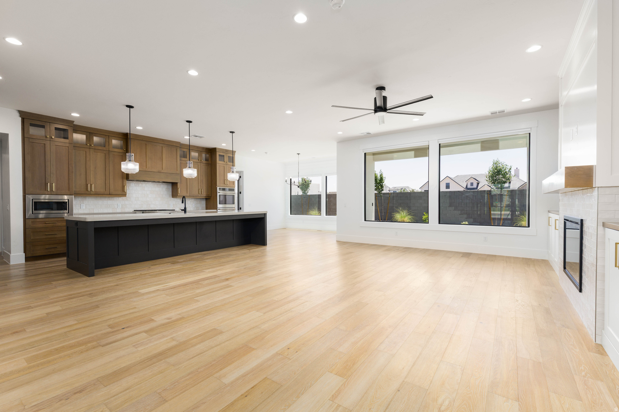 MOORLAND PARK - Residential