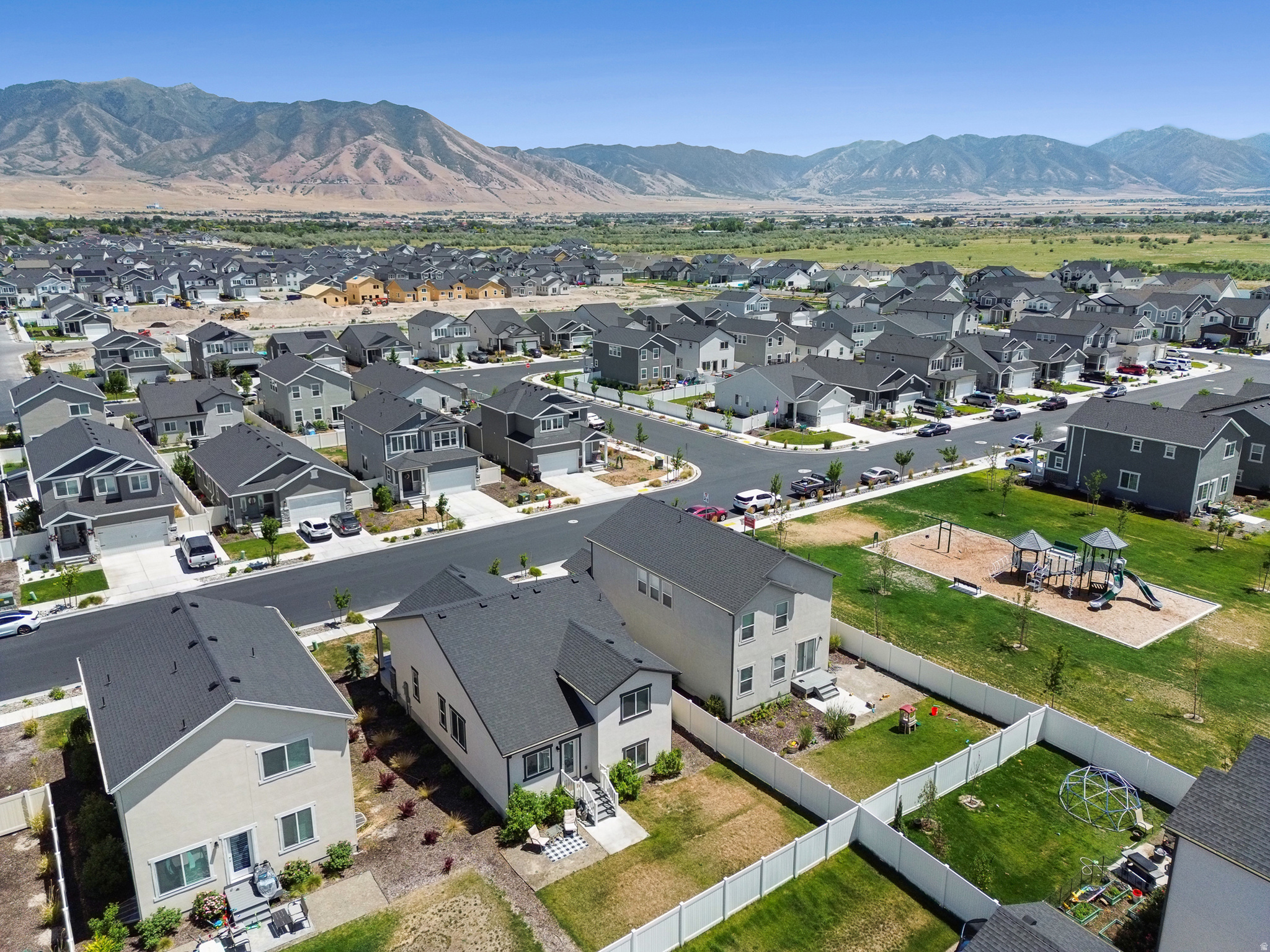 SAGEWOOD - Residential