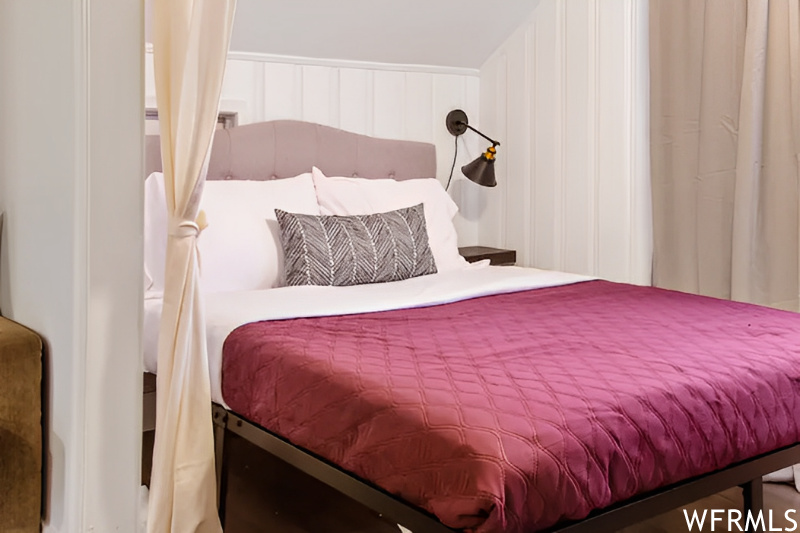 BROADWAY ADD - Residential