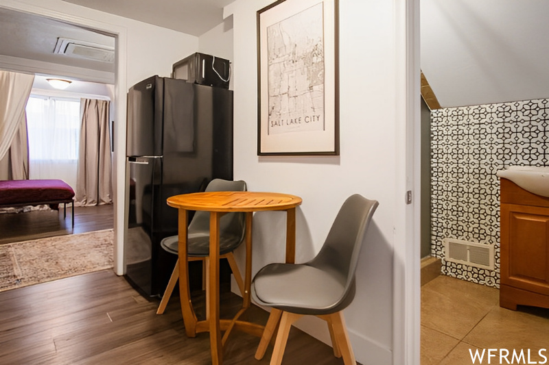 BROADWAY ADD - Residential