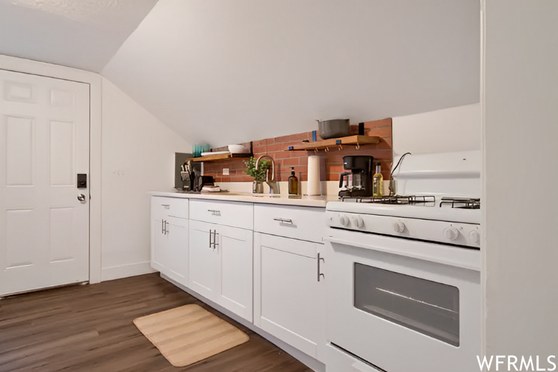 BROADWAY ADD - Residential
