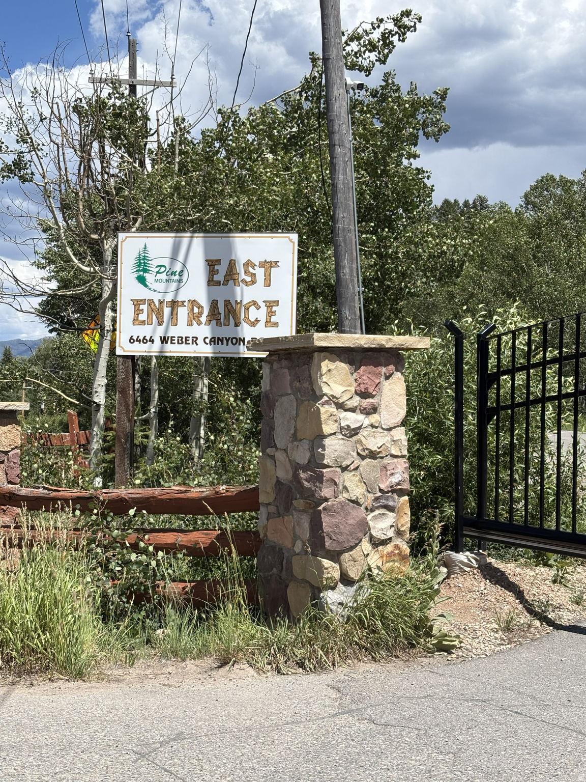PINE MOUNTAIN NO.3 - Land