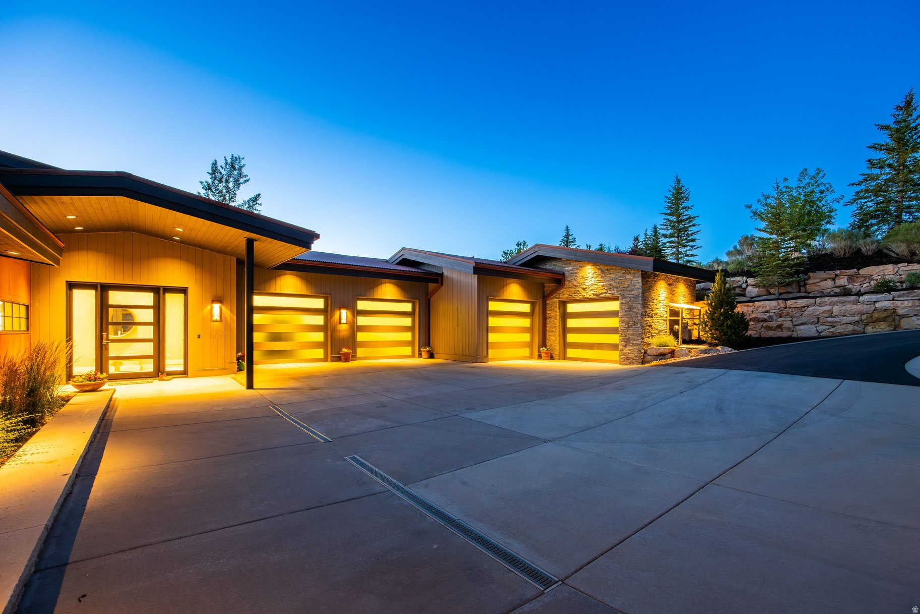 PAINTED SKY SUB - Residential