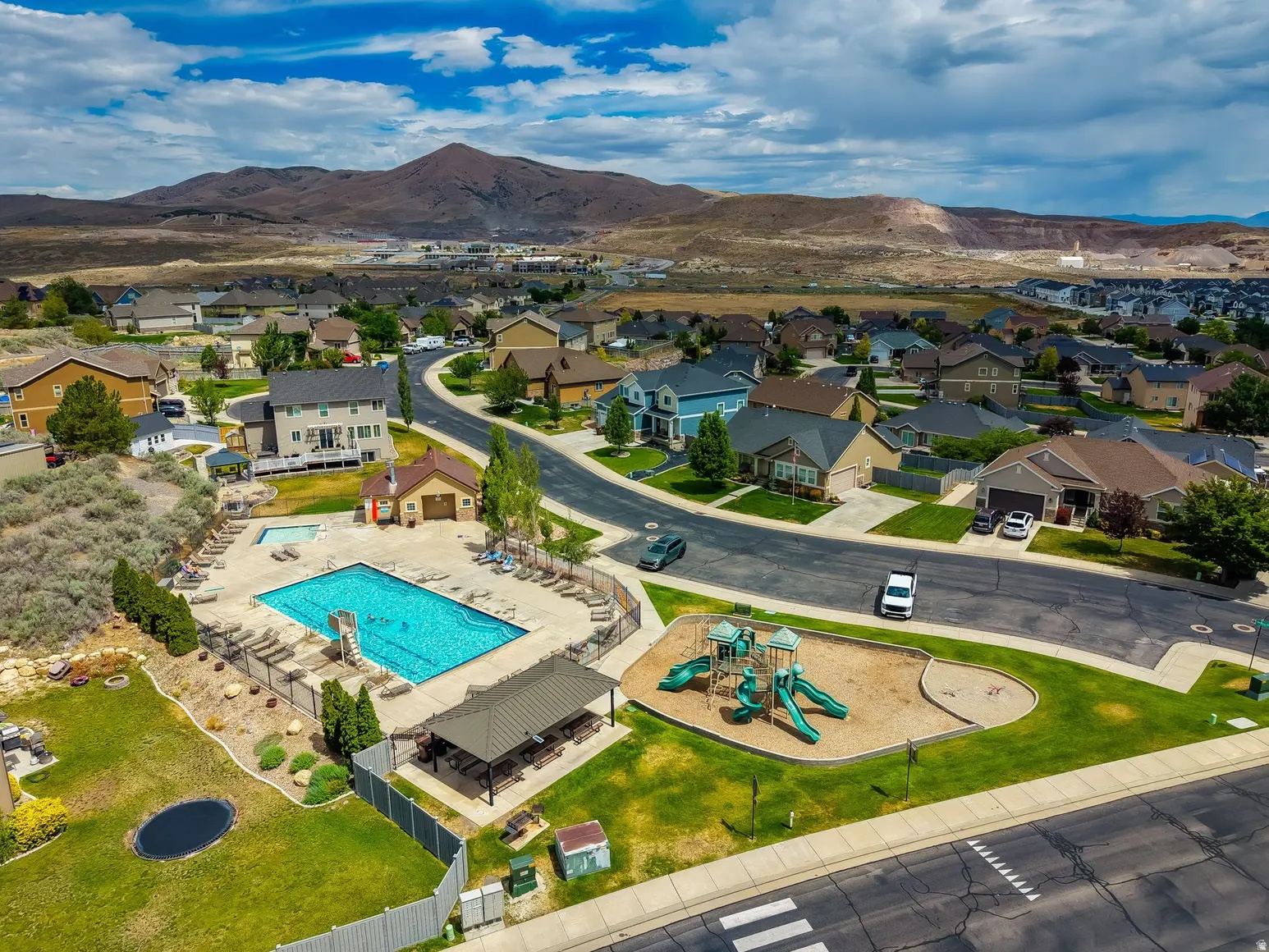 SOUTHMOOR - Residential