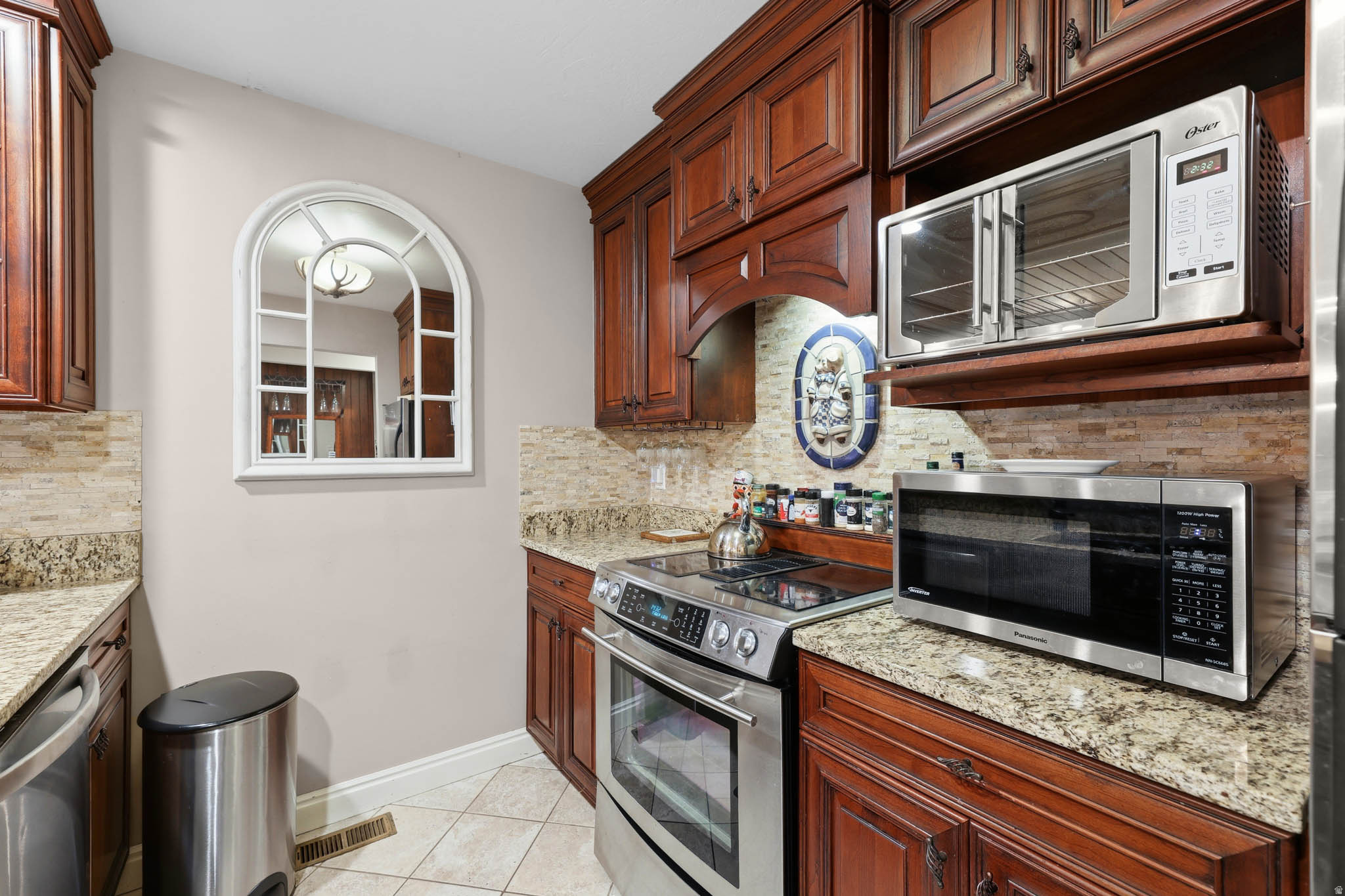 SILVER SPRINGS - Residential