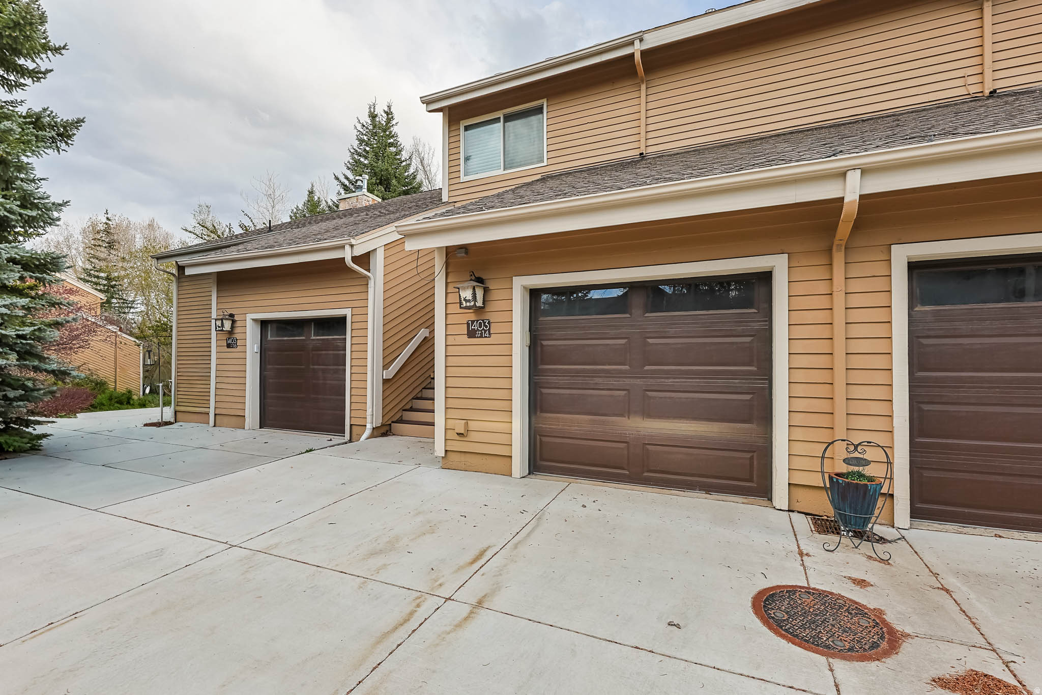 SILVER SPRINGS - Residential