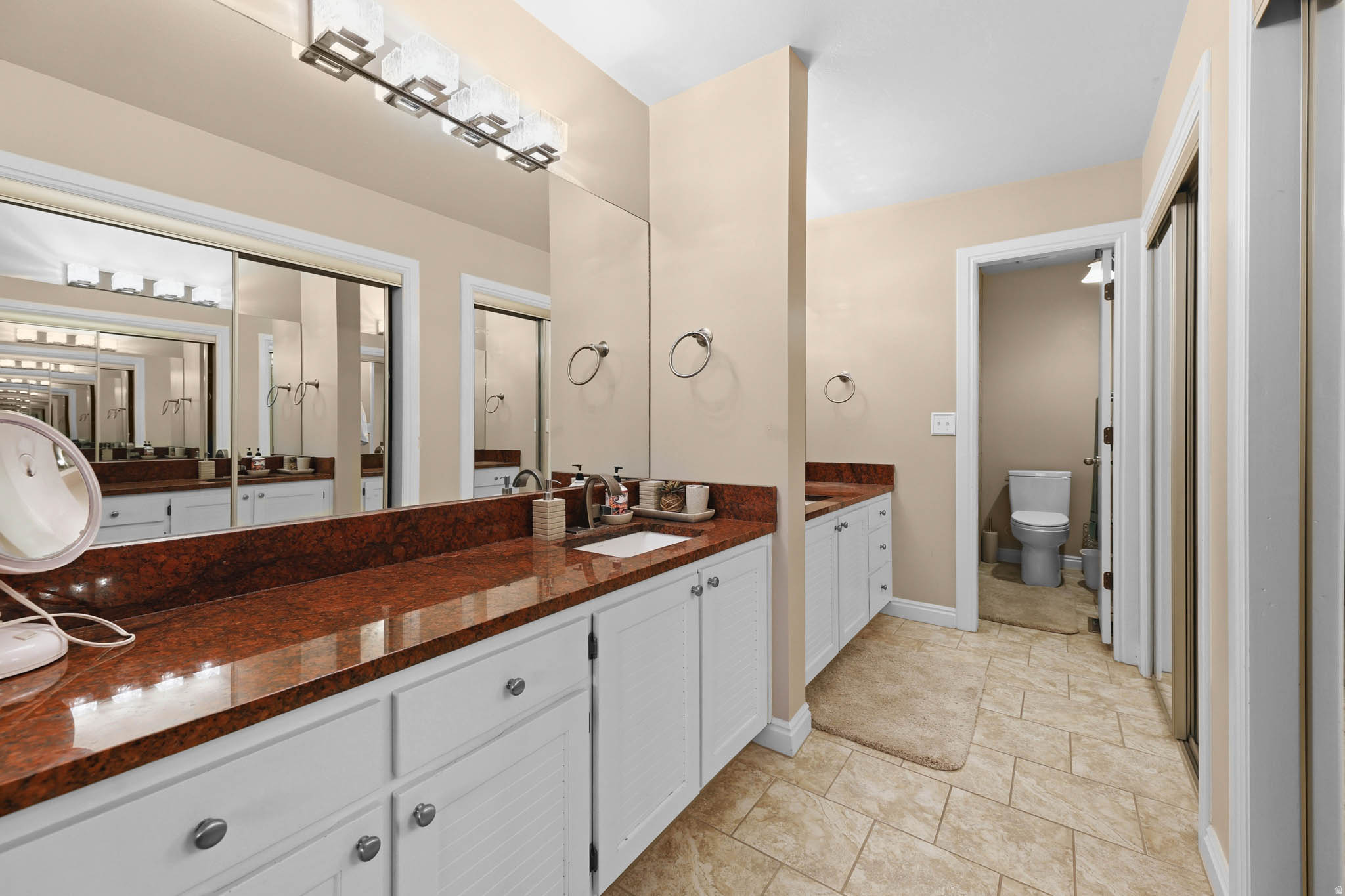 SILVER SPRINGS - Residential
