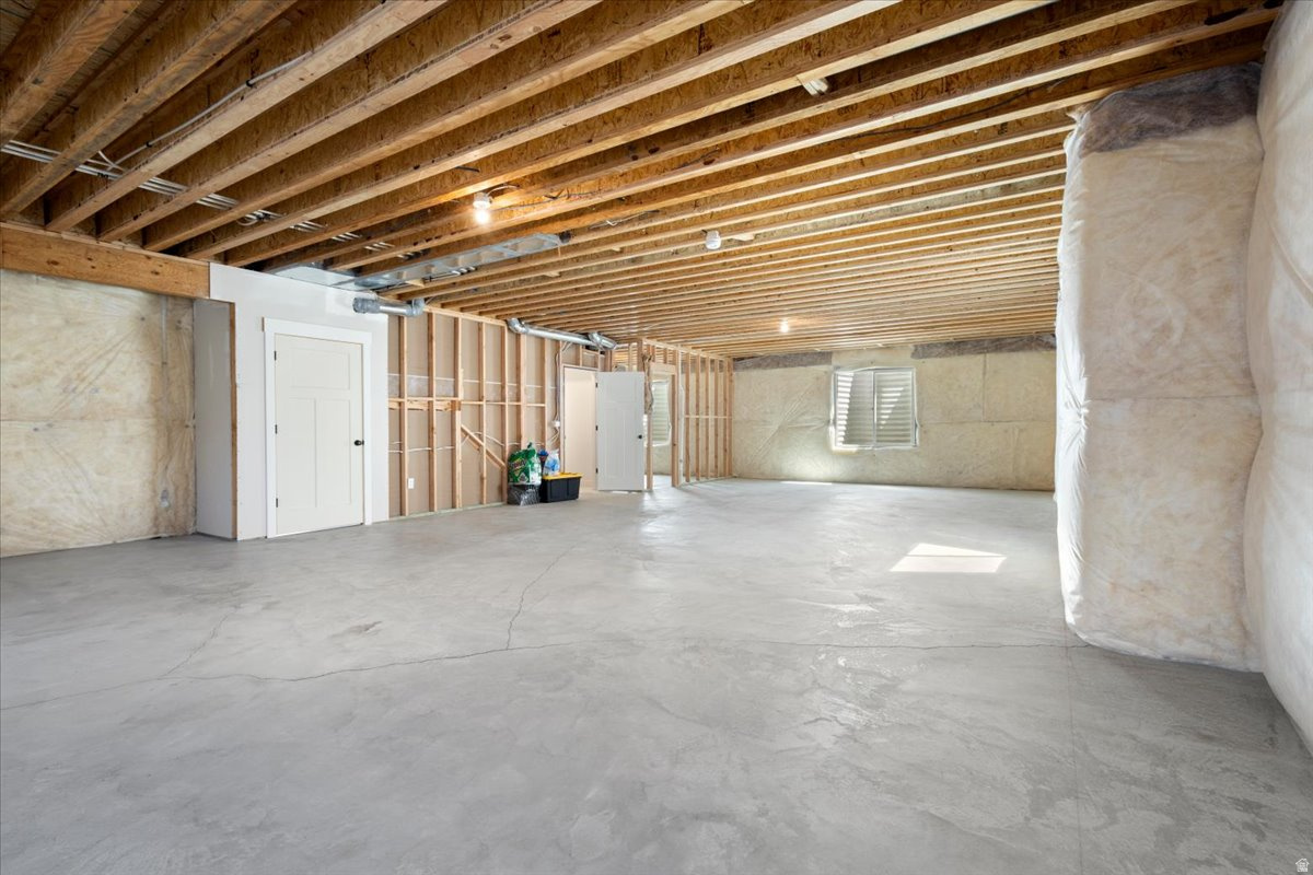 BINGHAM HEIGHTS - Residential