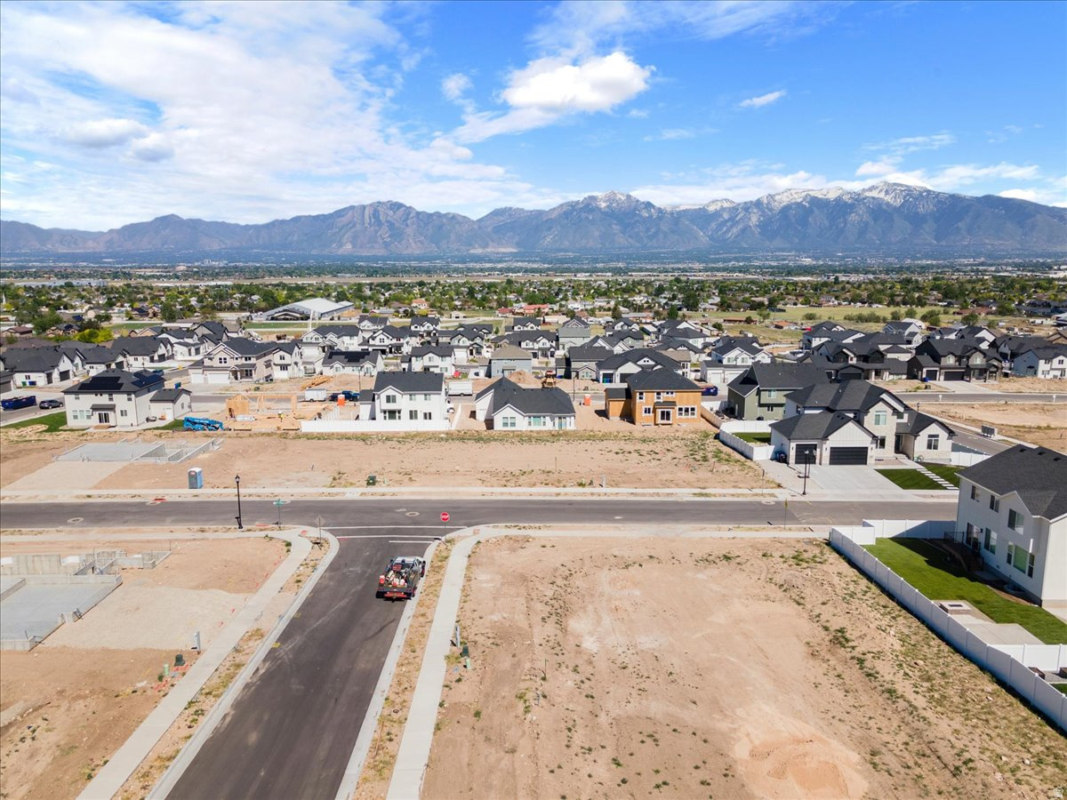BINGHAM HEIGHTS - Residential