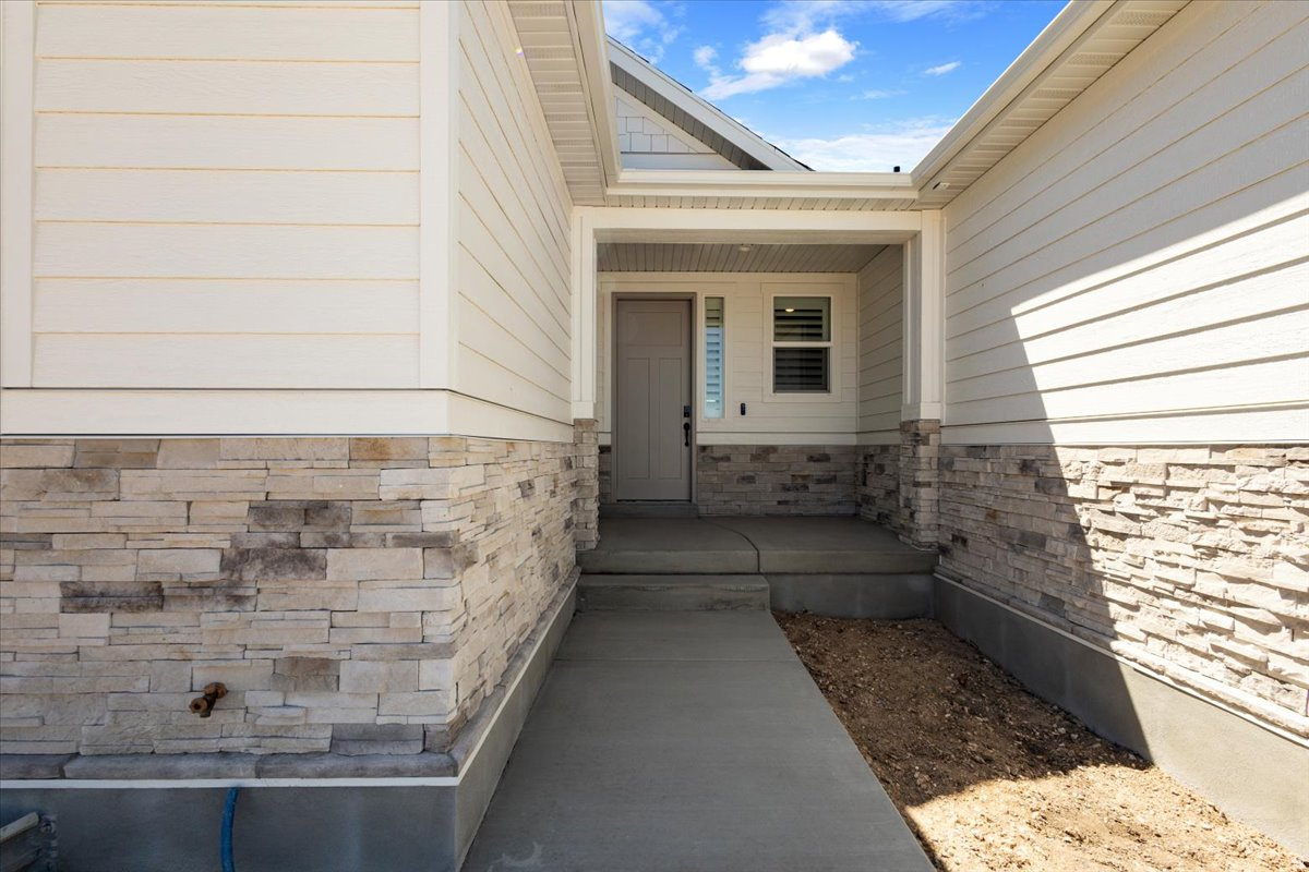 BINGHAM HEIGHTS - Residential