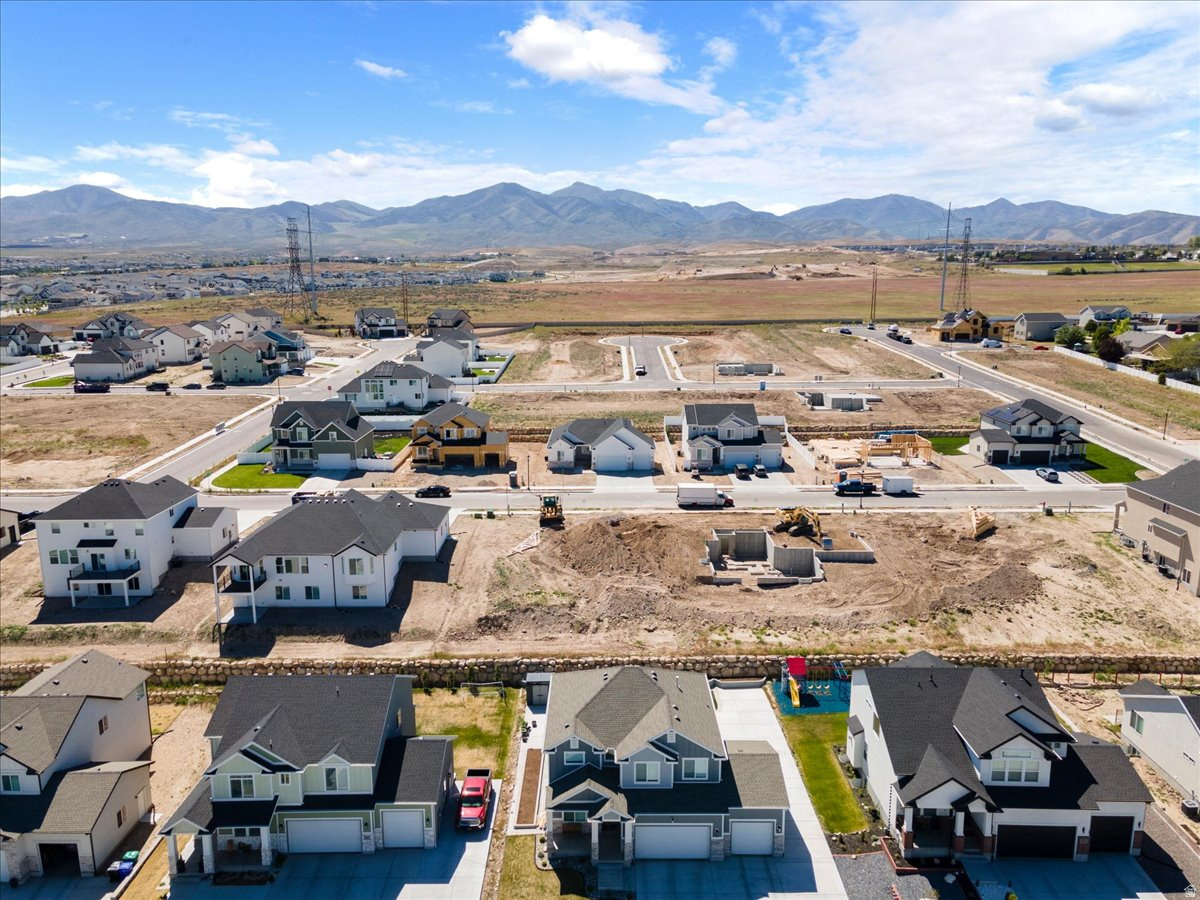 BINGHAM HEIGHTS - Residential