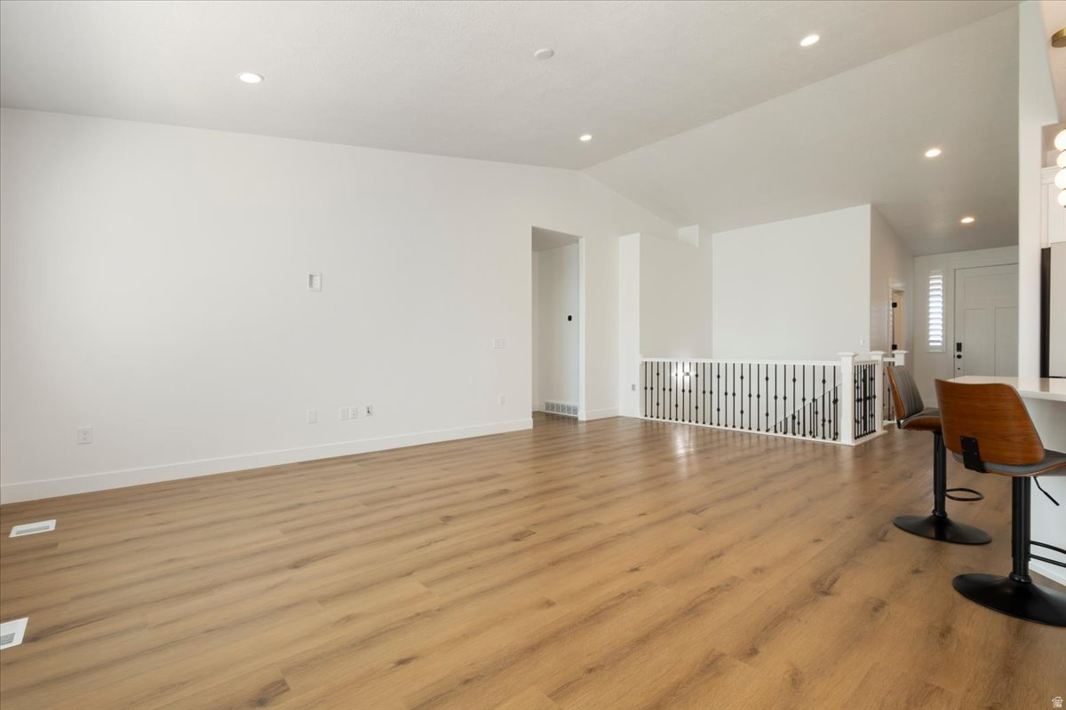 BINGHAM HEIGHTS - Residential