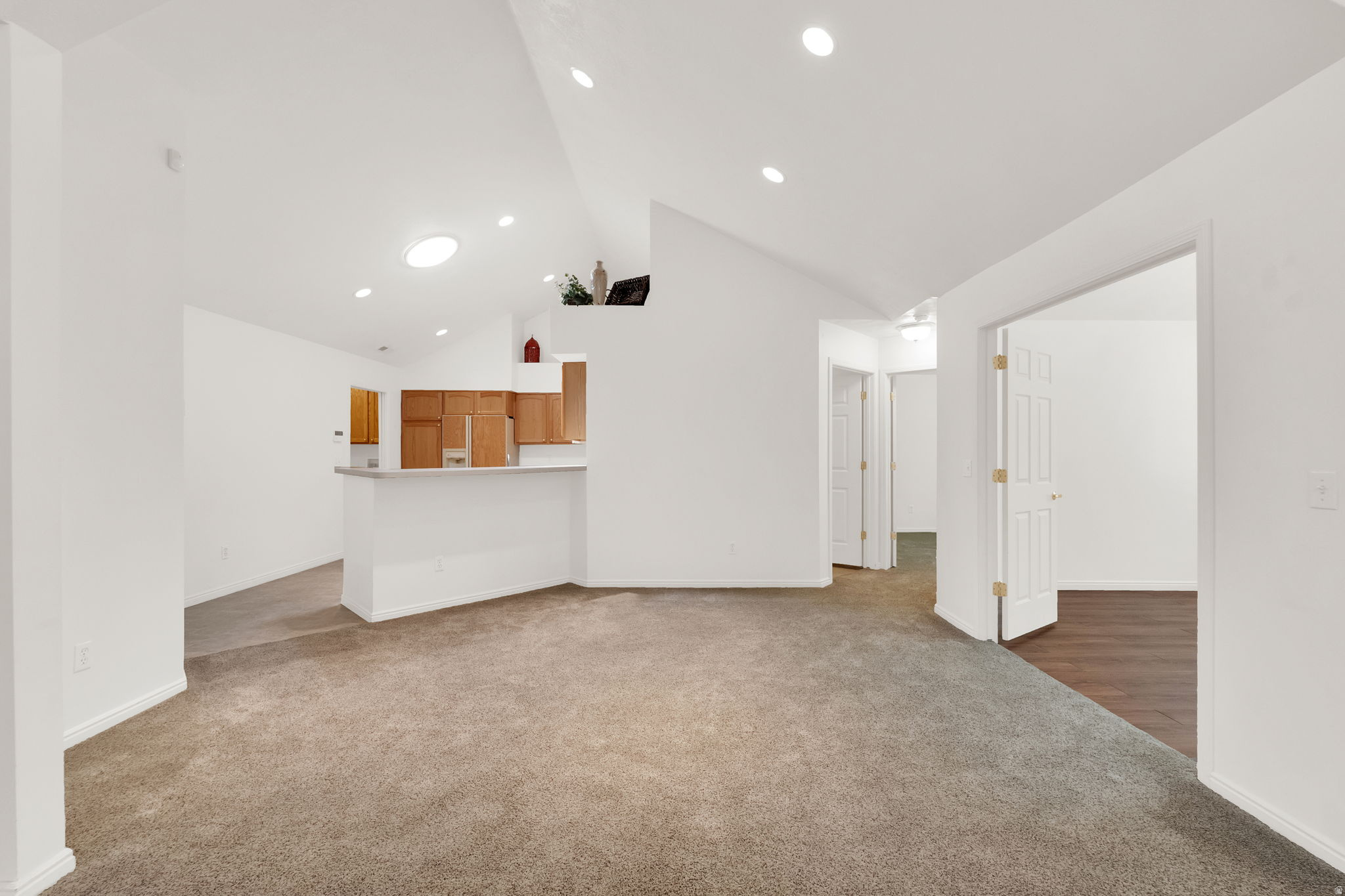 JORDAN VILLA - Residential