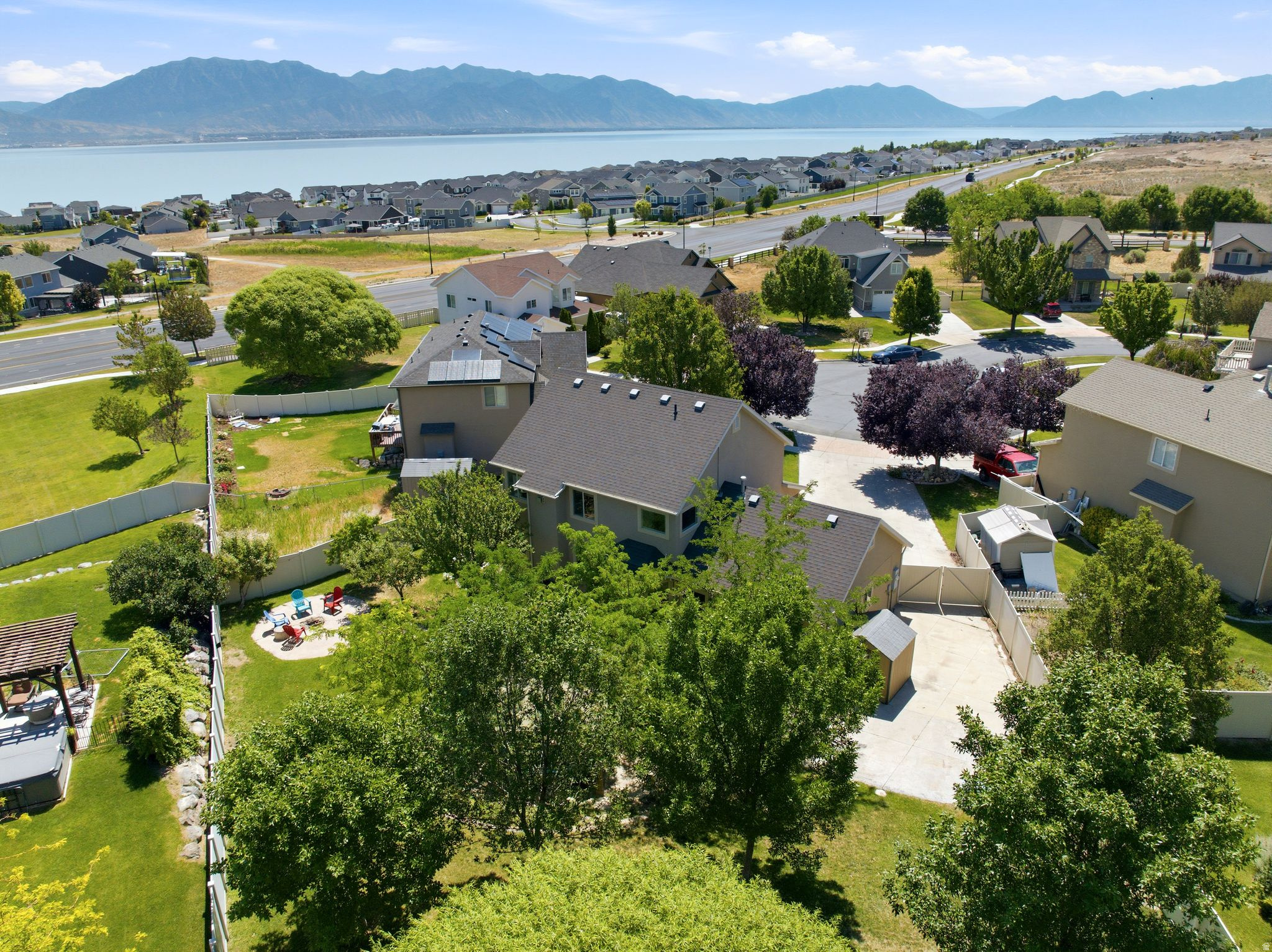 VILLAGE OF FOX HOLLOW - Residential