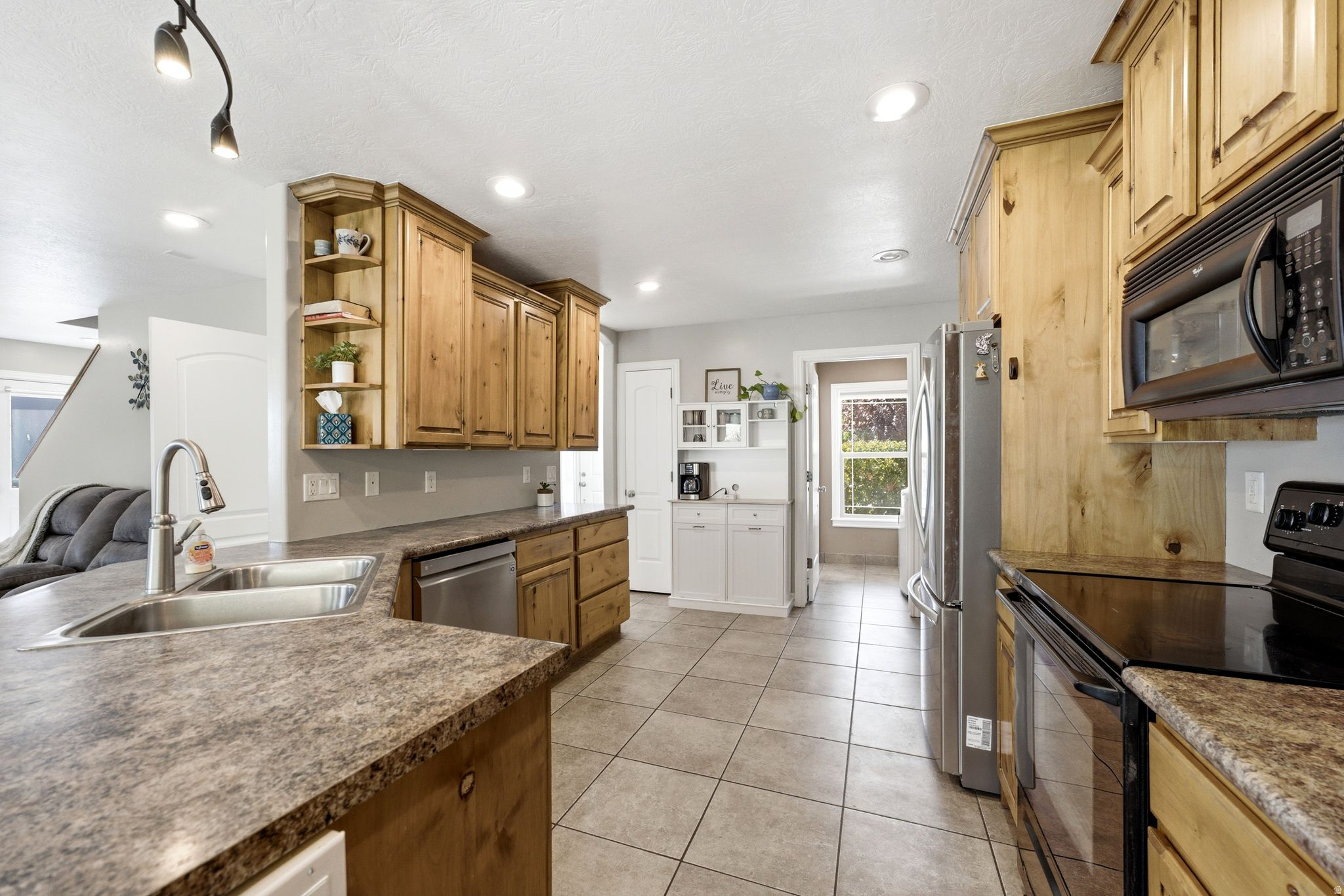 VILLAGE OF FOX HOLLOW - Residential