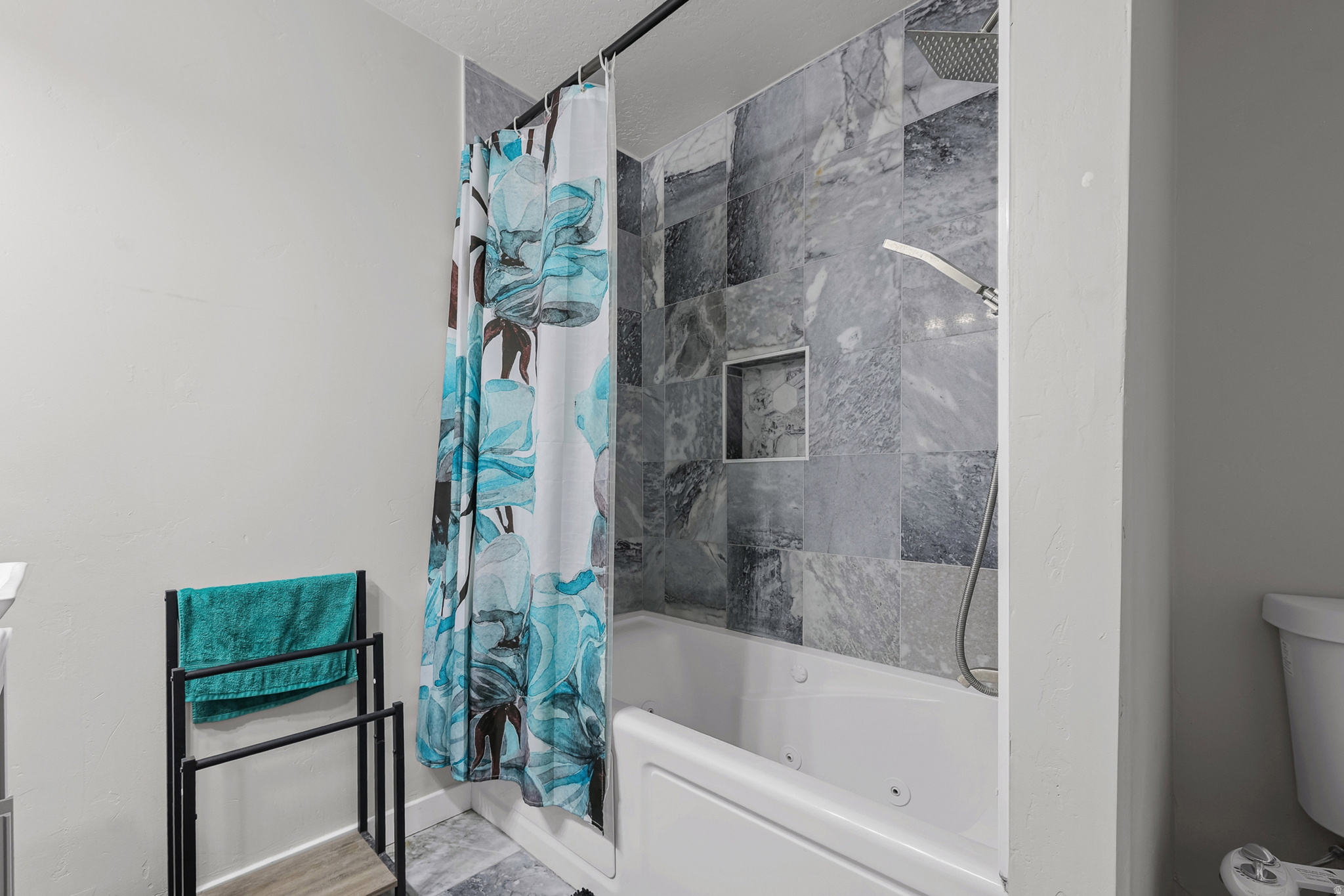 ANTIONETTA A - Residential