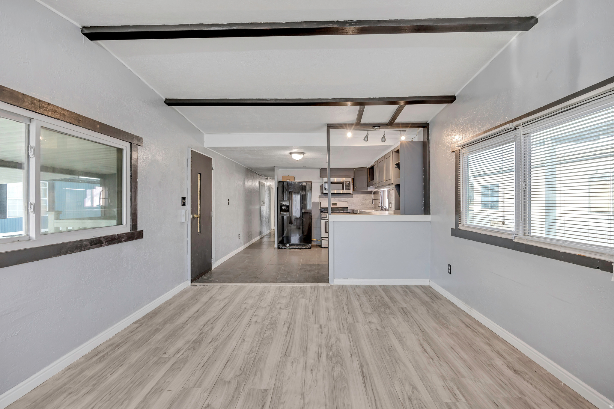 TOWN AND COUNTRY - Residential