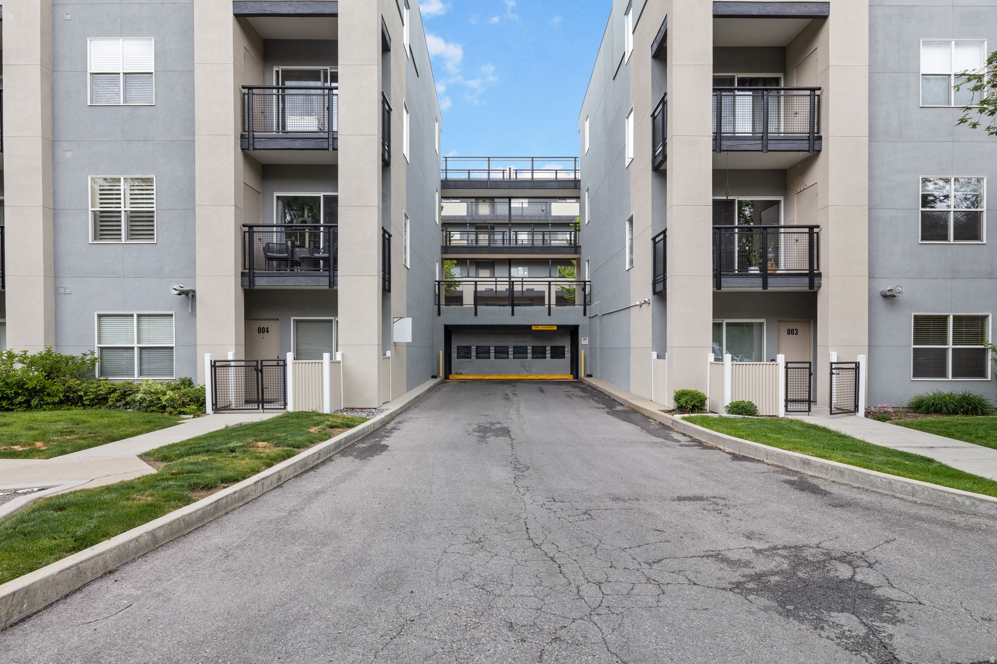 4340 HIGHLAND - Residential