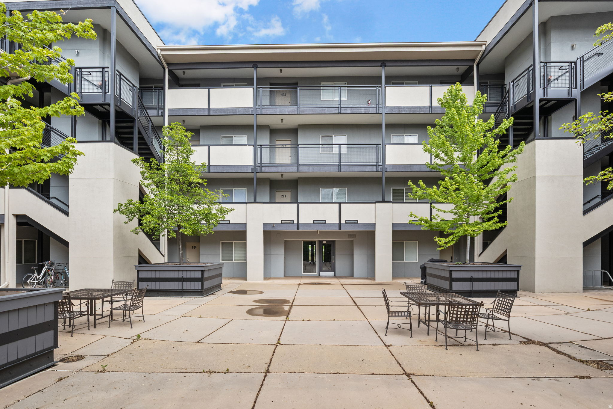 4340 HIGHLAND - Residential