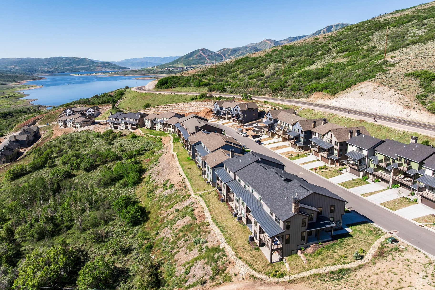 DEER SPRINGS - Residential