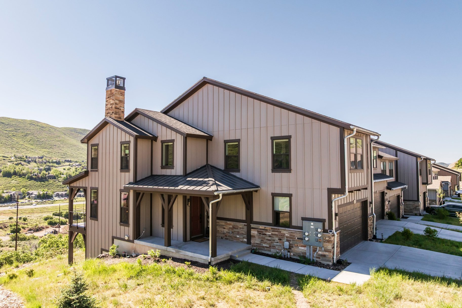 DEER SPRINGS - Residential