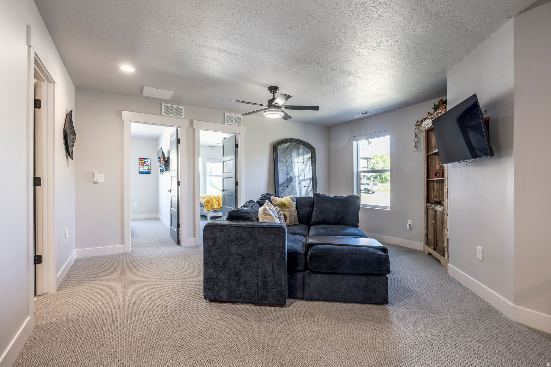 DEER SPRINGS - Residential
