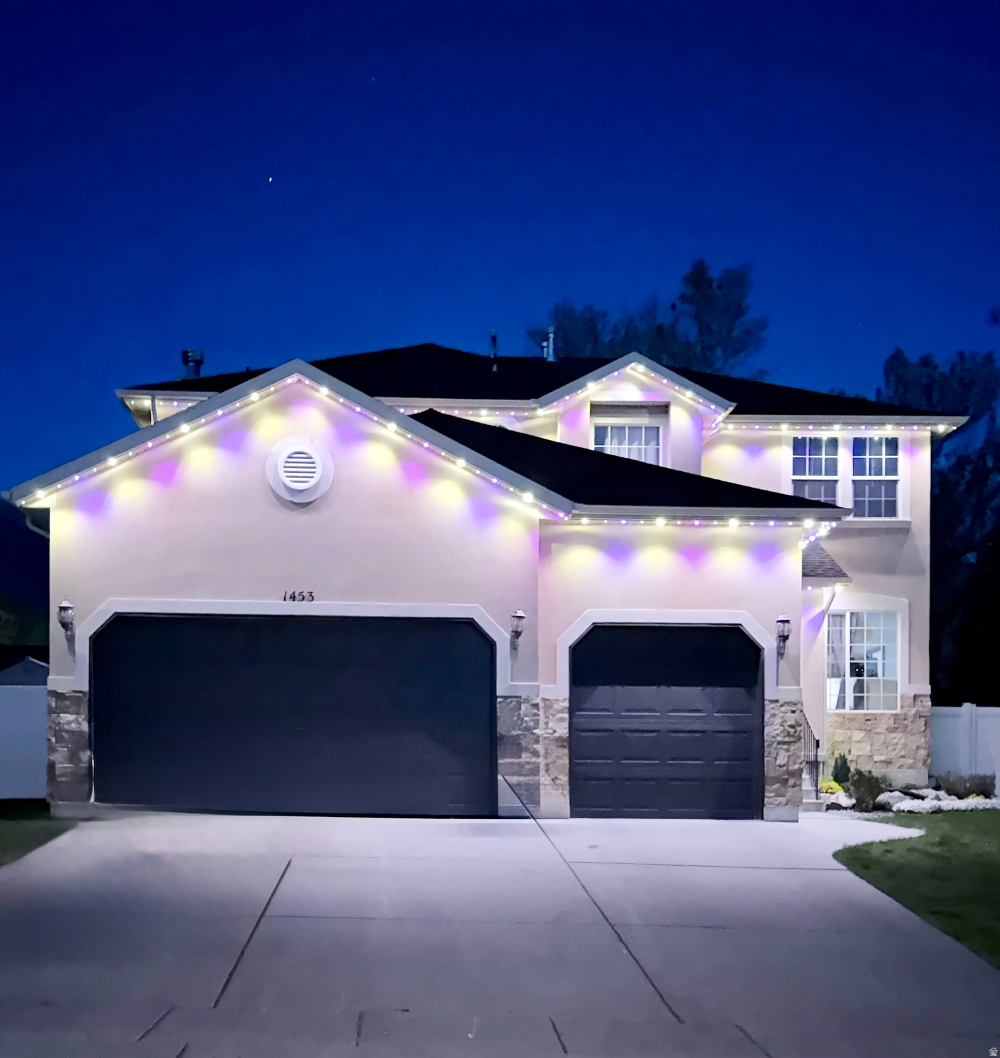 FOX POINTE - Residential
