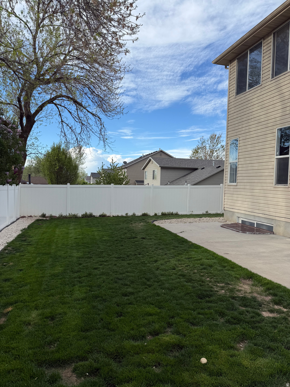 FOX POINTE - Residential