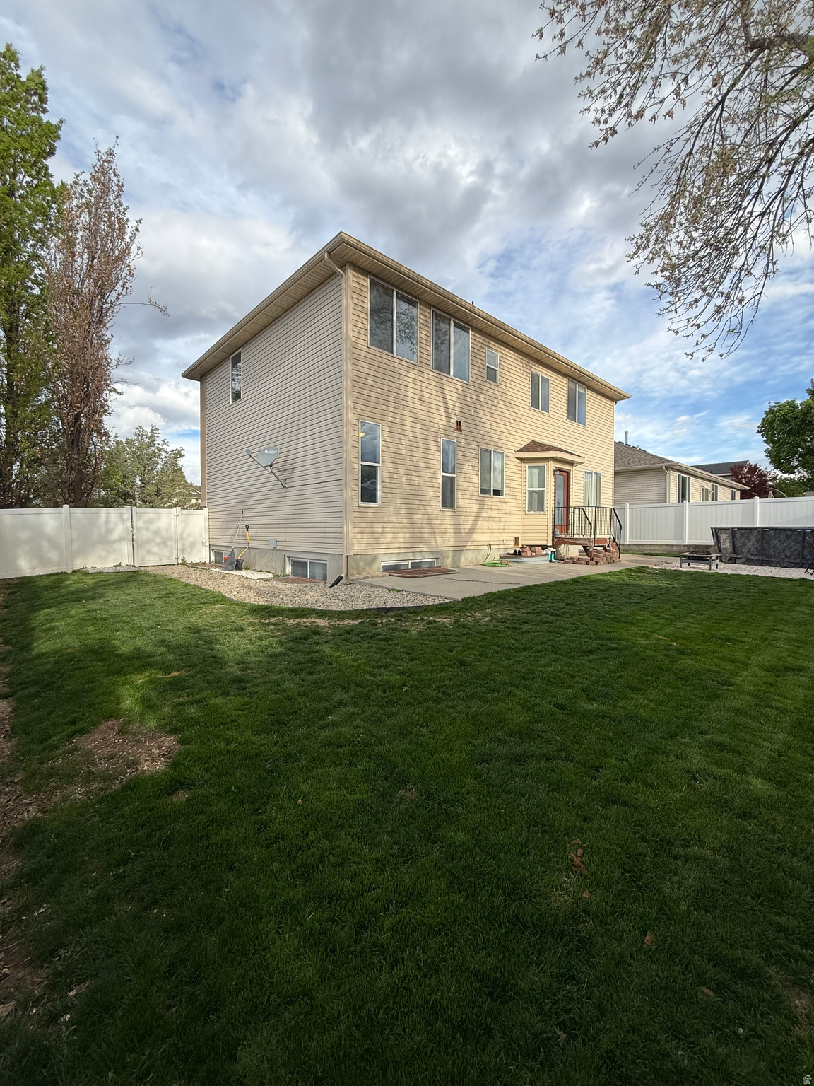 FOX POINTE - Residential