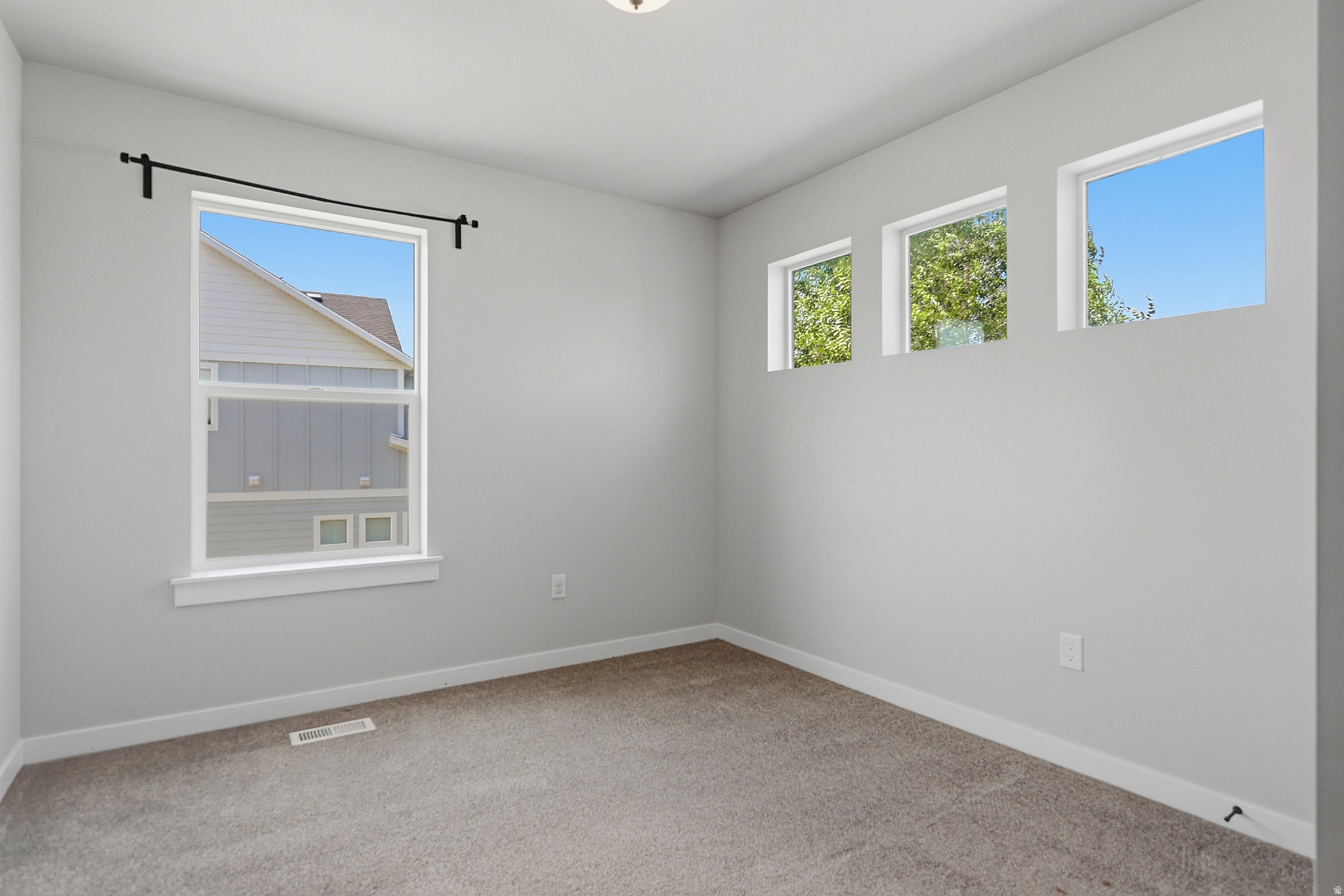 SILVERLAKE - Residential