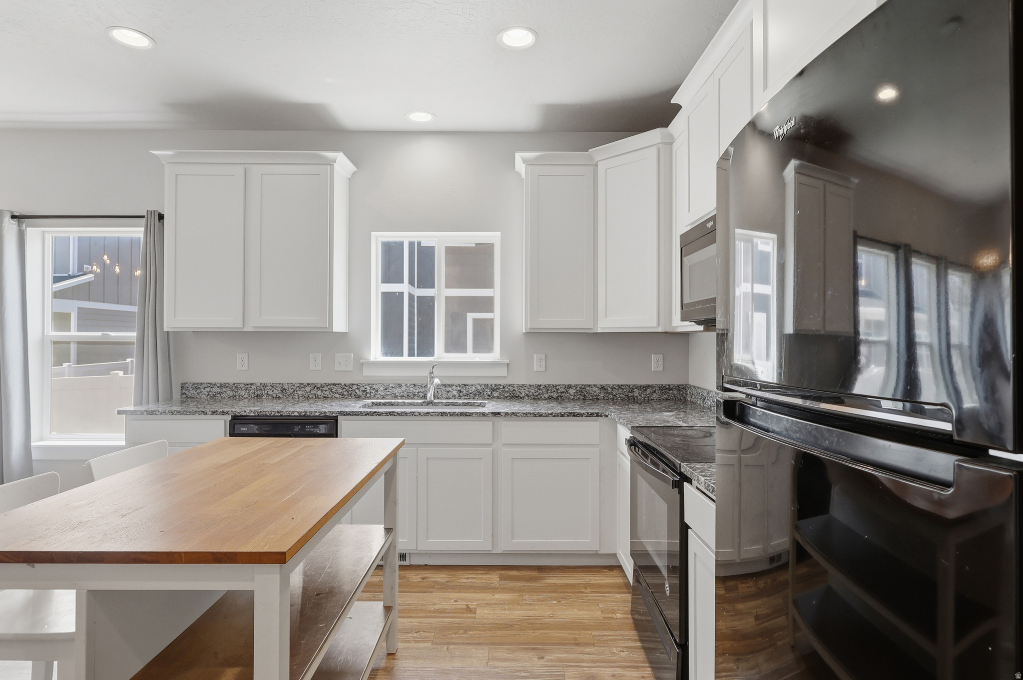 SILVERLAKE - Residential