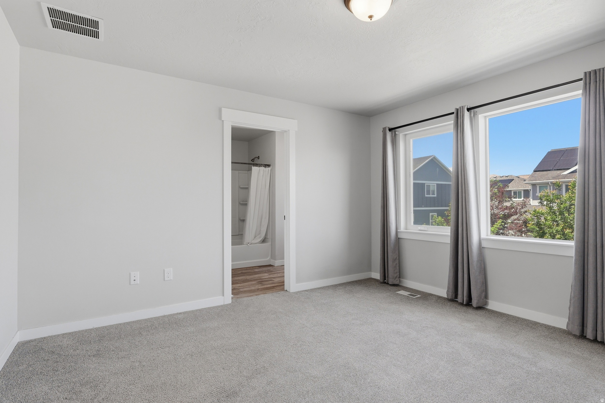 SILVERLAKE - Residential