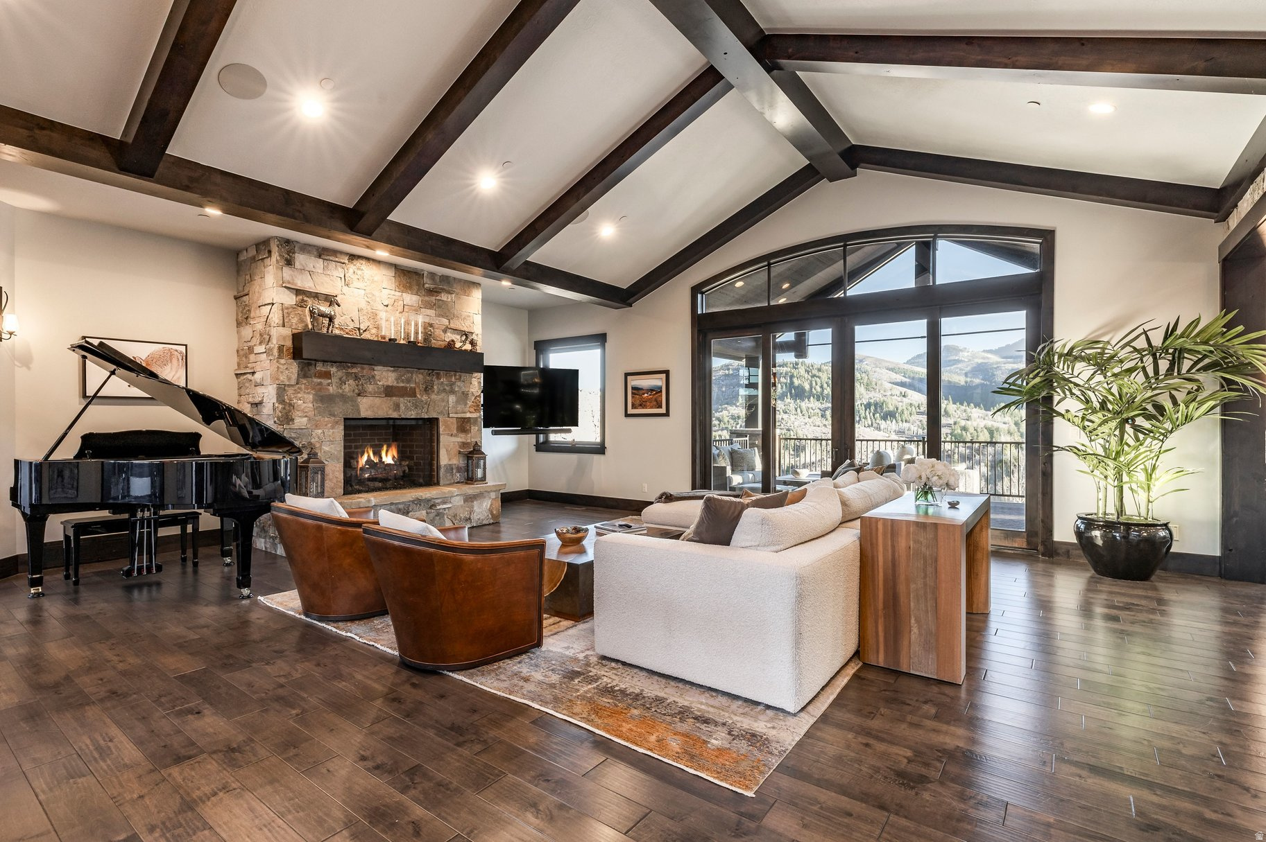 WOODS OF PARLEYS LANE - Residential
