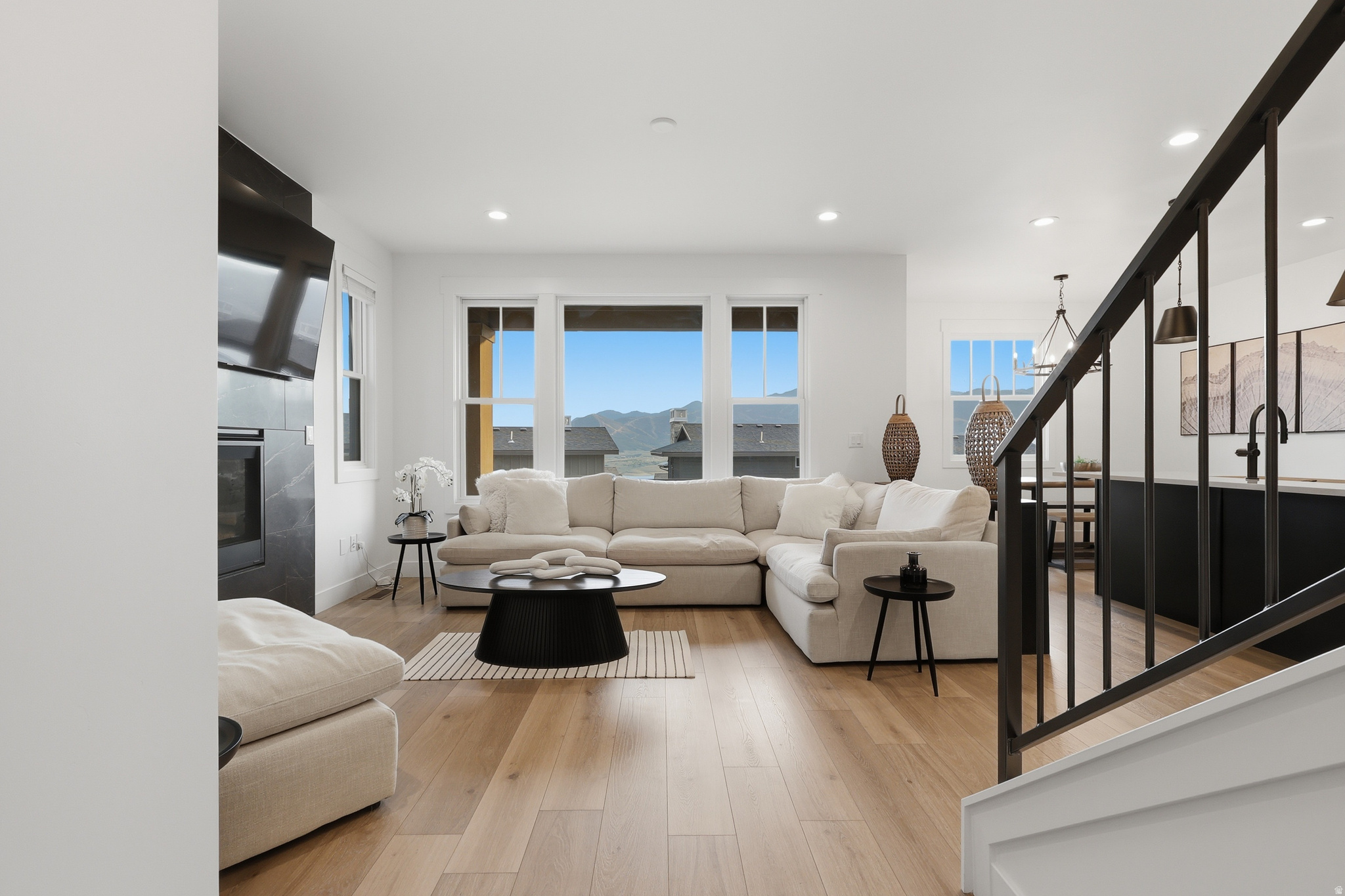 Offered Fully Furnished and Turnkey. Perched above Jordanelle Reservoir with sweeping, unobstructed views of the water and the Wasatch Mountains, this exceptional Hideout residence offers one of the area's most compelling settings. Perfectly positioned just minutes from Deer Valley East Village, Mayflower Mountain Resort, and Historic Main Street Park City, it places year-round adventure at your doorstep. Designed for effortless mountain living, the home features an open, light-filled floor plan that flows seamlessly to a private outdoor deck where panoramic lake, mountain, and sunset views become part of everyday life. Whether entertaining after a day on the slopes or enjoying a quiet morning overlooking the reservoir, every space is designed to maximize the surrounding scenery. Surrounded by the natural beauty of the Wasatch Mountains and just moments from Deer Valley East Village, this residence offers an exceptional blend of privacy, convenience, and year-round recreation. From world-class skiing and championship golf to boating on Jordanelle Reservoir and dining in Historic Main Street Park City, every aspect of the mountain lifestyle is within easy reach.