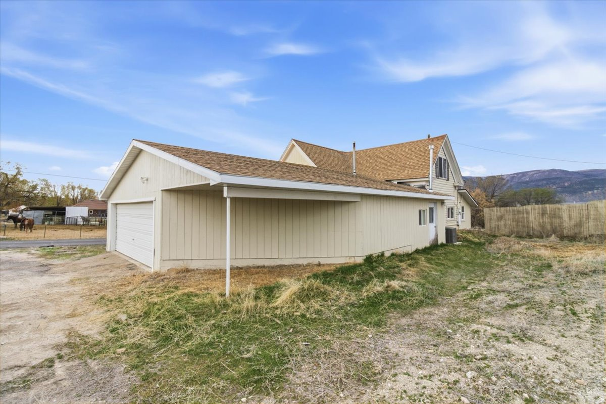 MORONI - Residential
