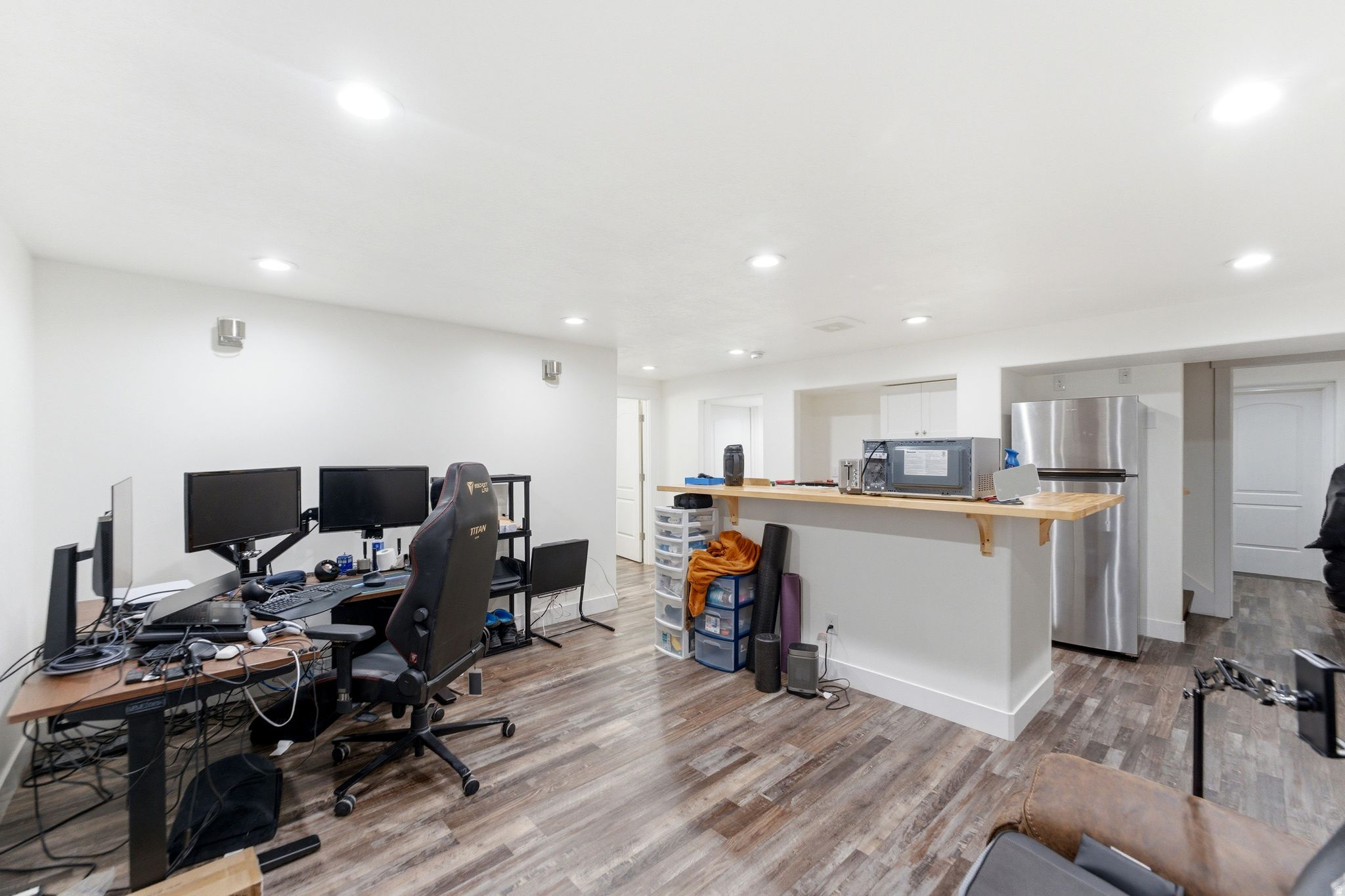 EAGLE POINT - Residential