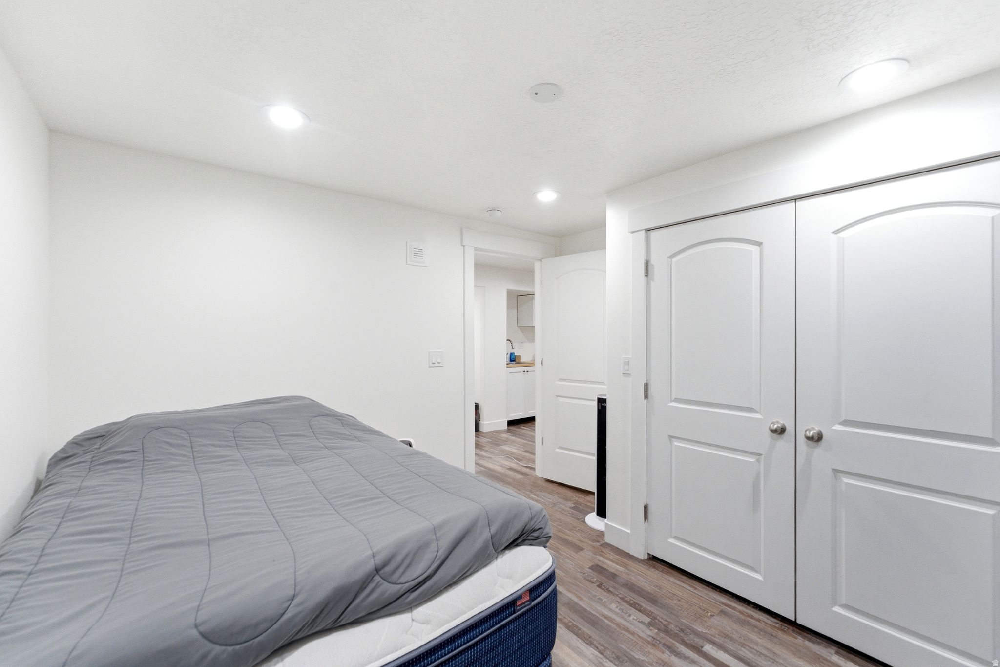 EAGLE POINT - Residential