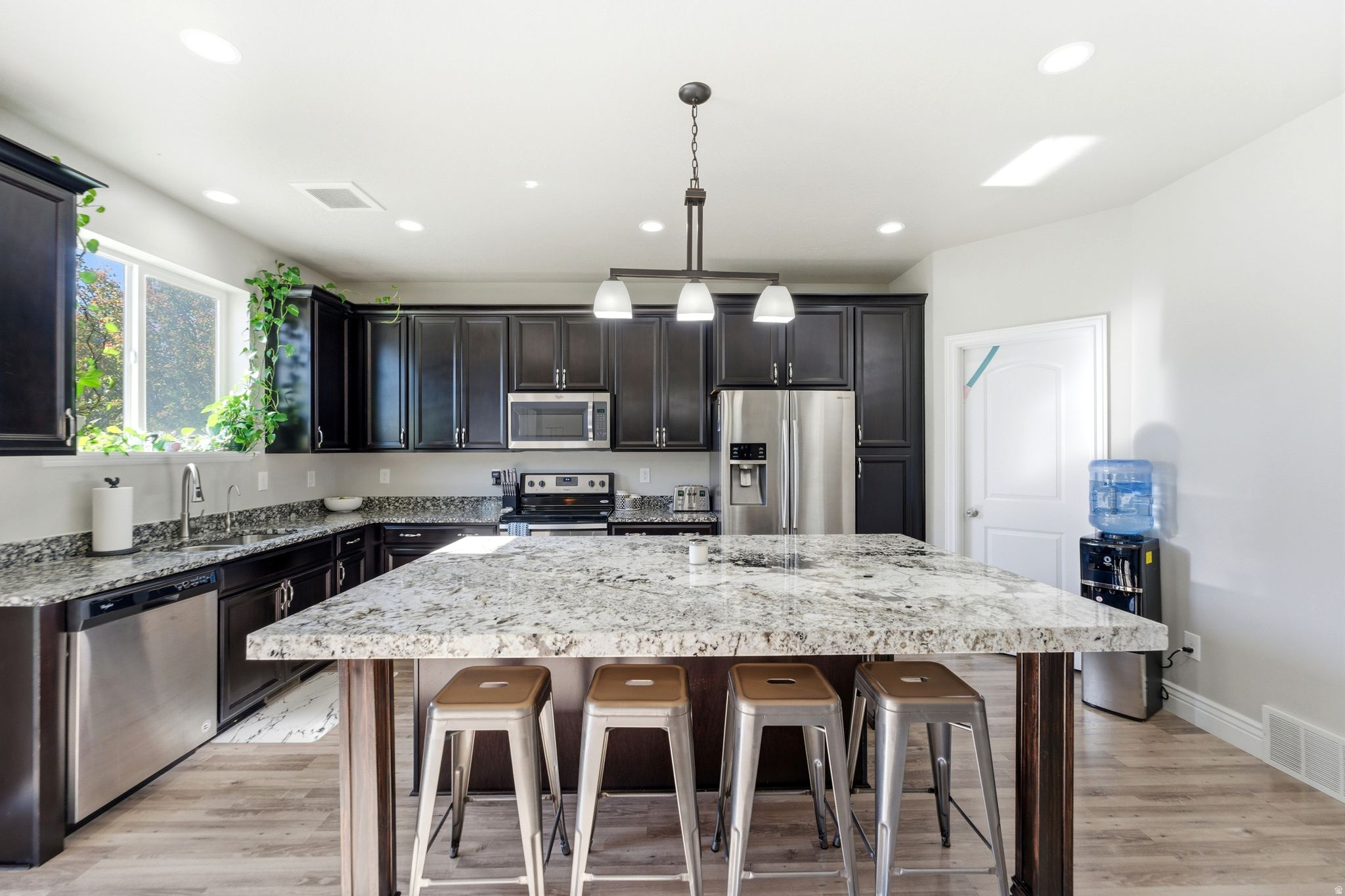 EAGLE POINT - Residential