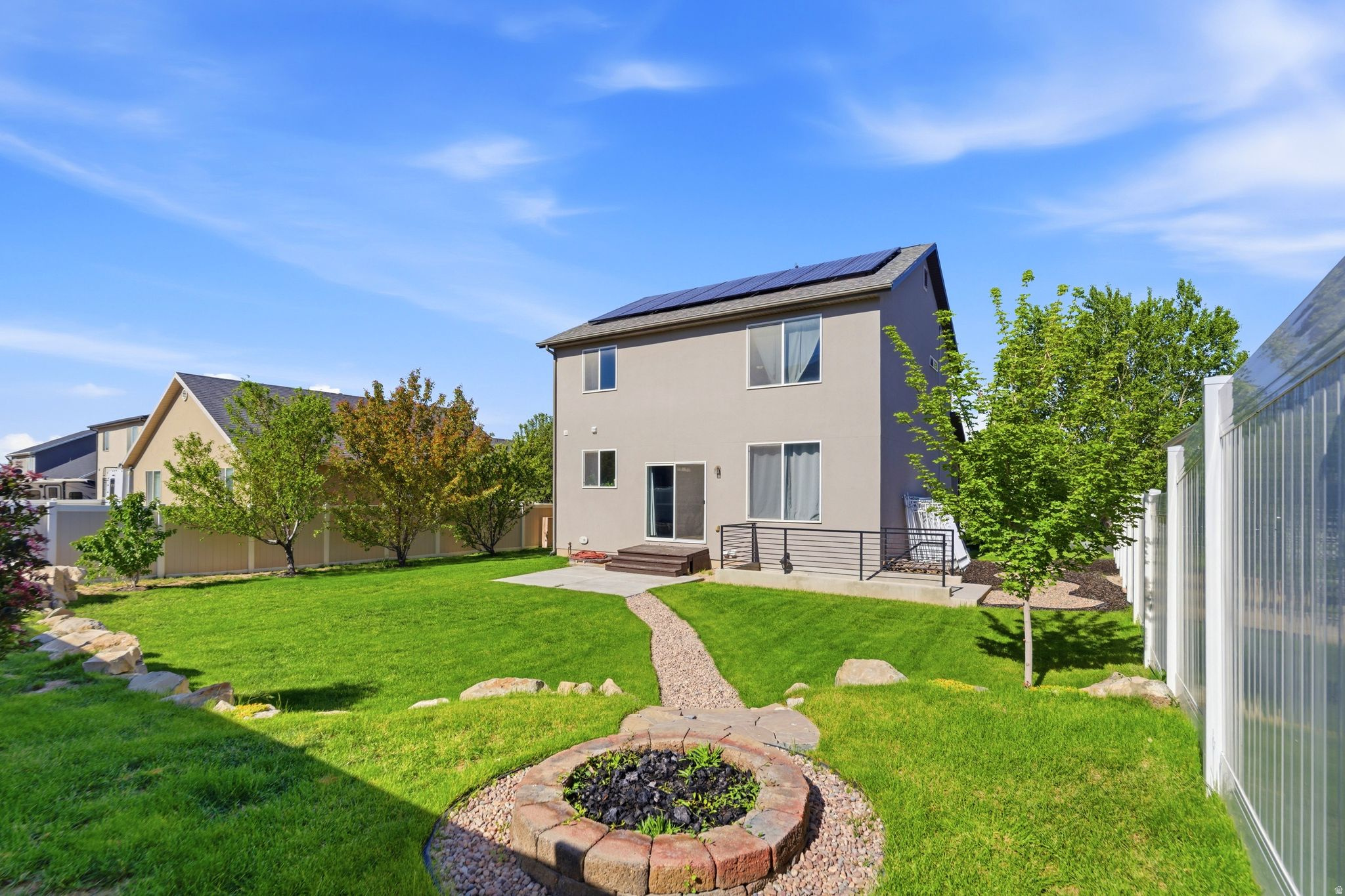 EAGLE POINT - Residential