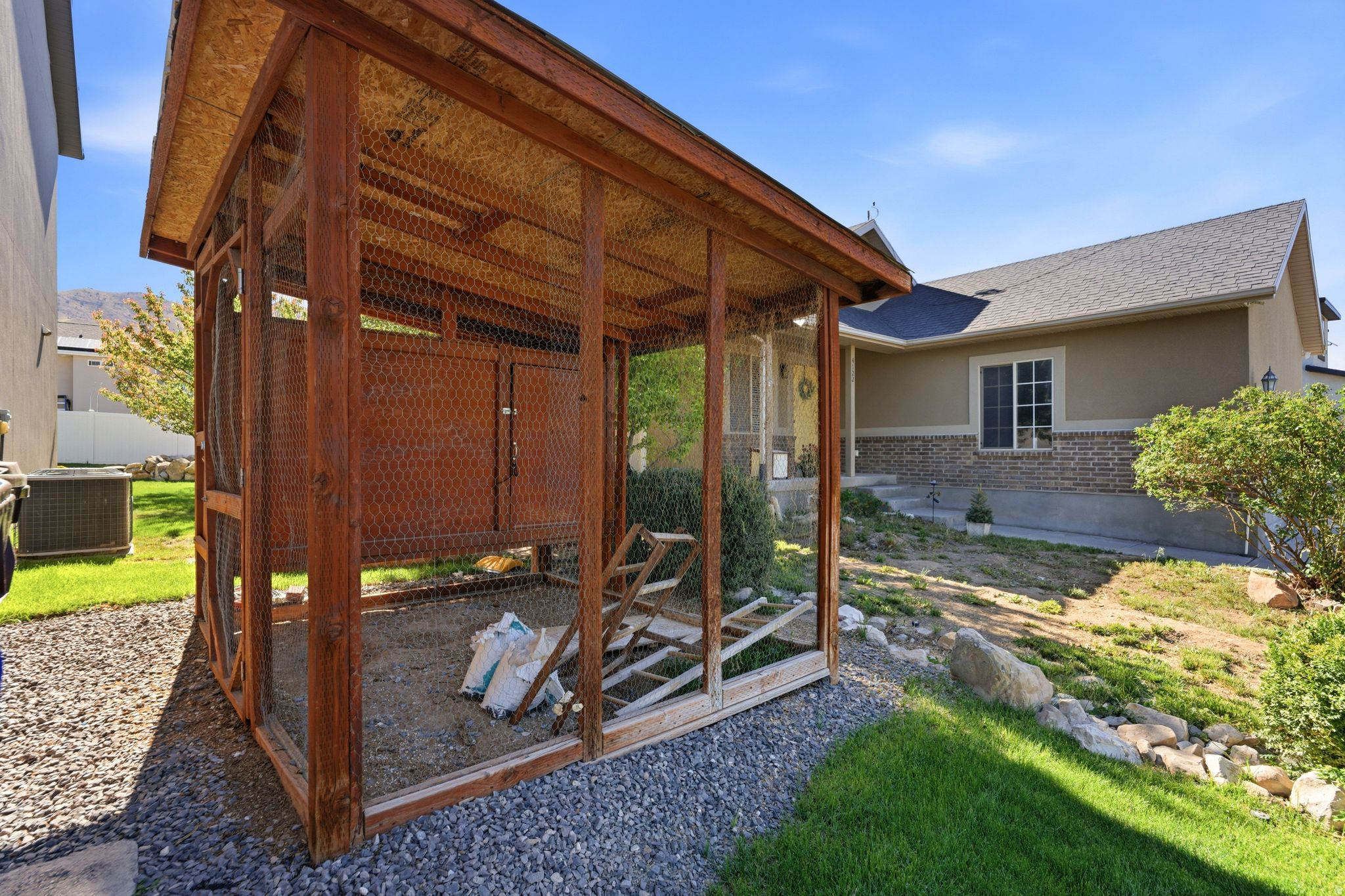 EAGLE POINT - Residential