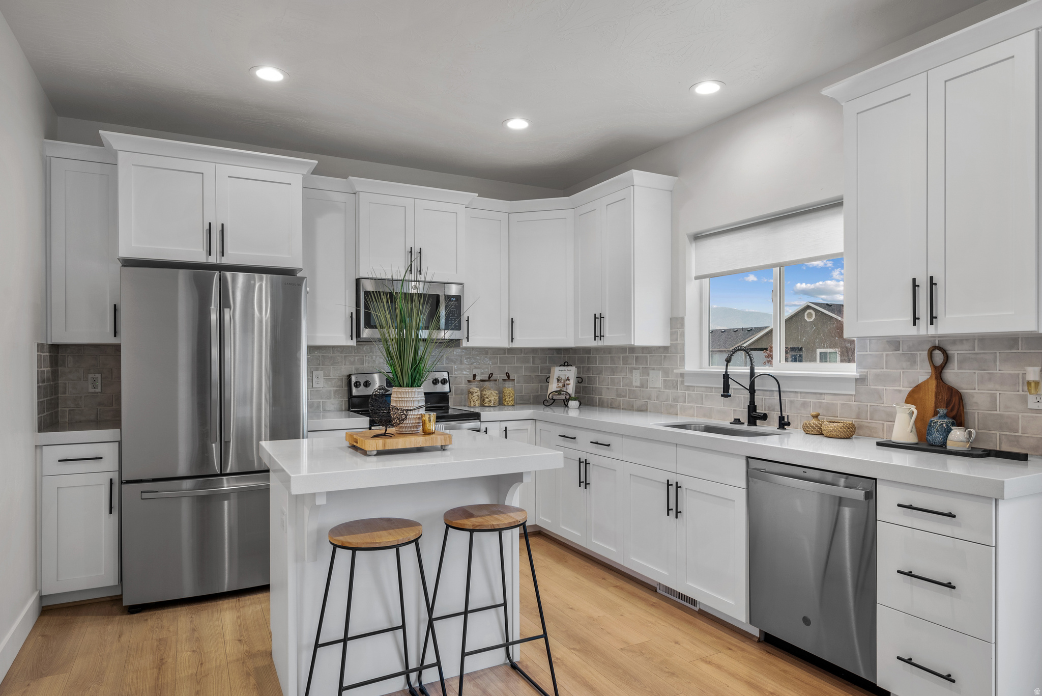 HARMONY - Residential Lease