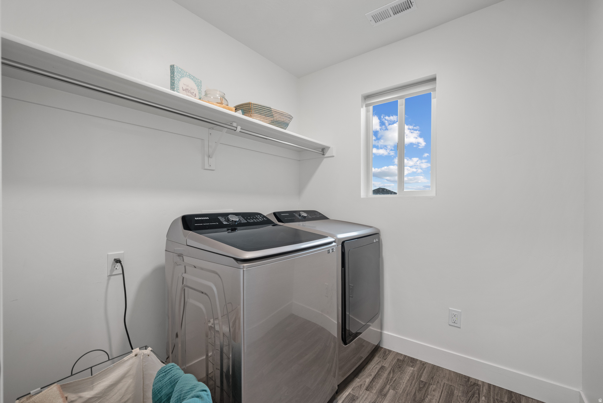HARMONY - Residential Lease