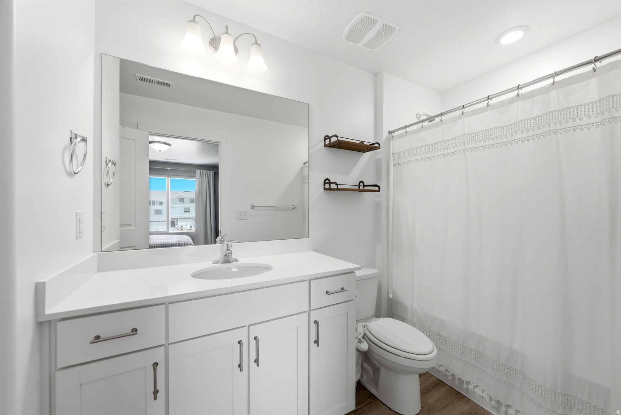 NORTHSHORE - Residential