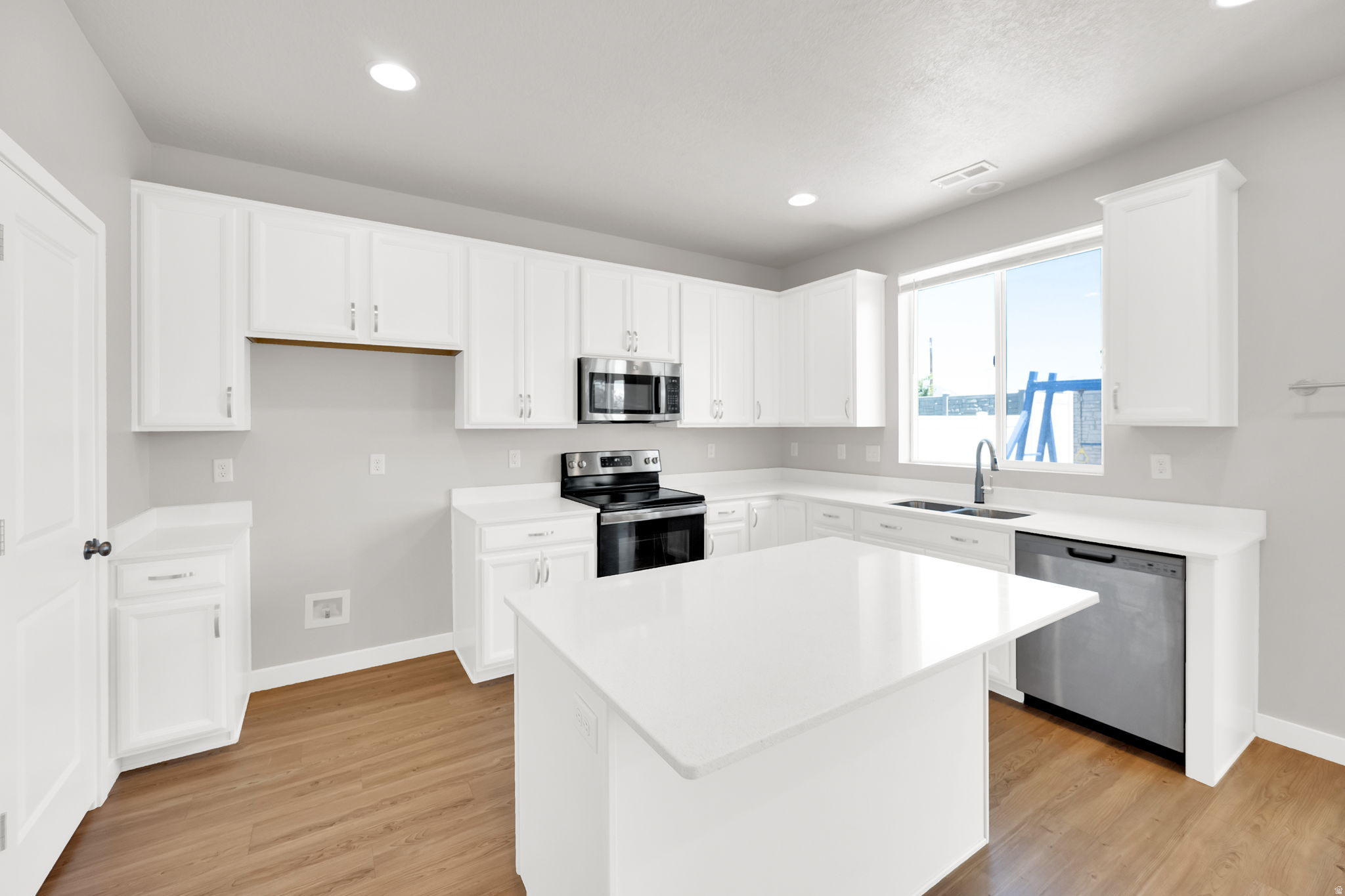 SHORELINE - Residential