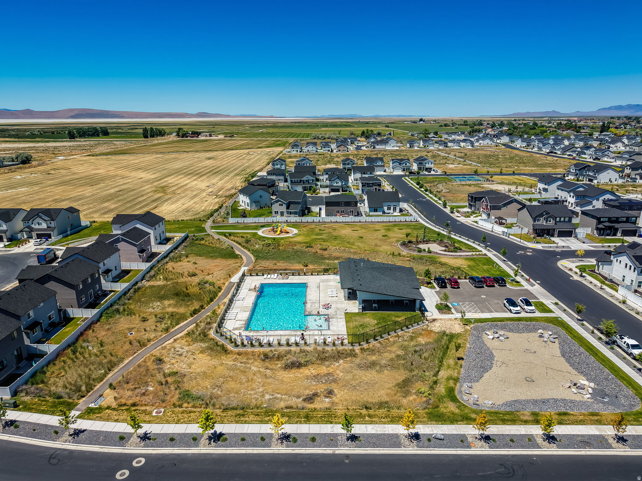 SHORELINE - Residential