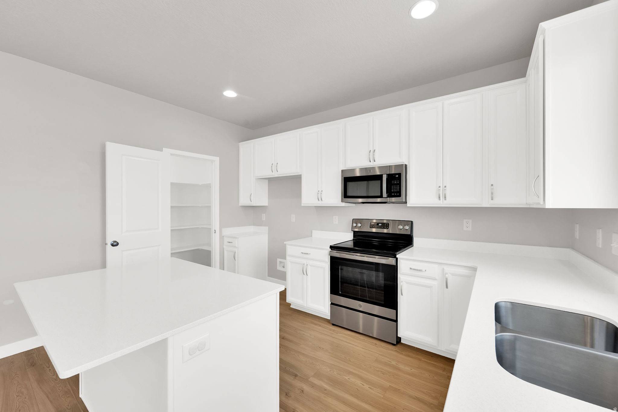 SHORELINE - Residential