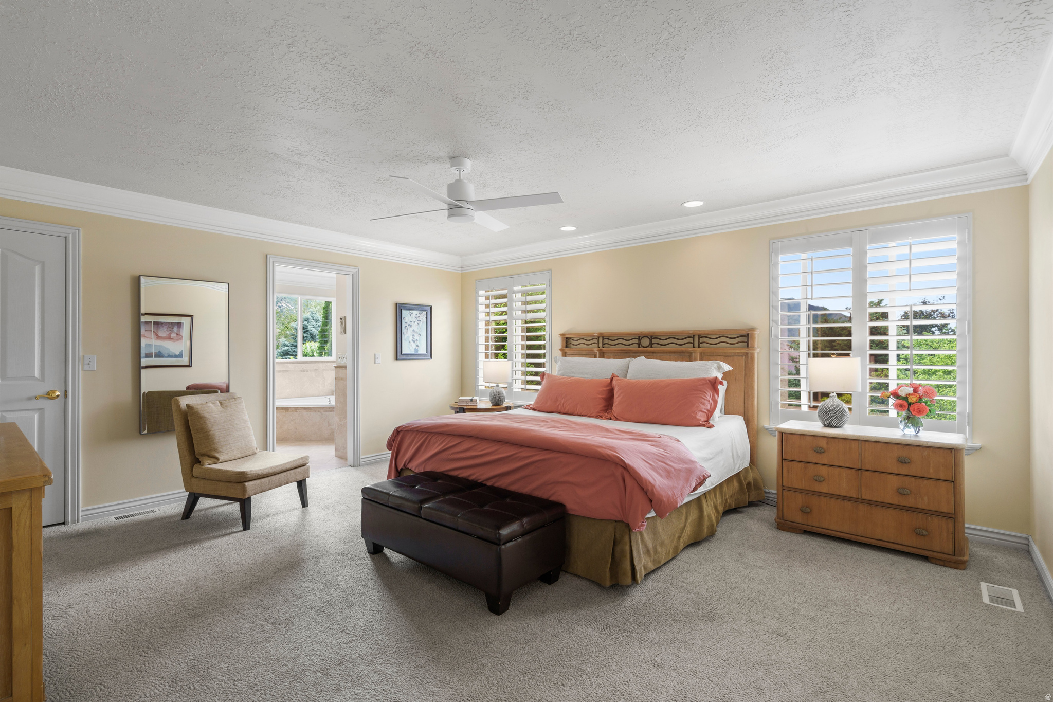 NORTH OAKS COVE - Residential
